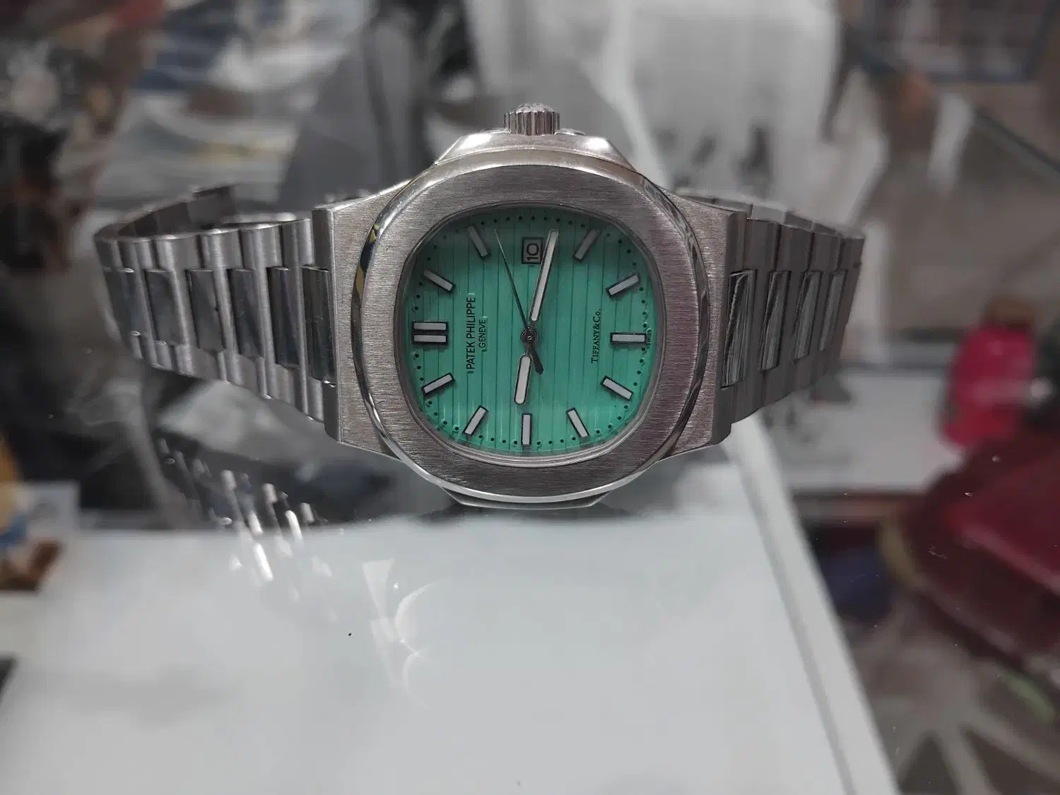 ساعت پتک فیلیپ|ساعت|قدس, شهرقدس|دیوار