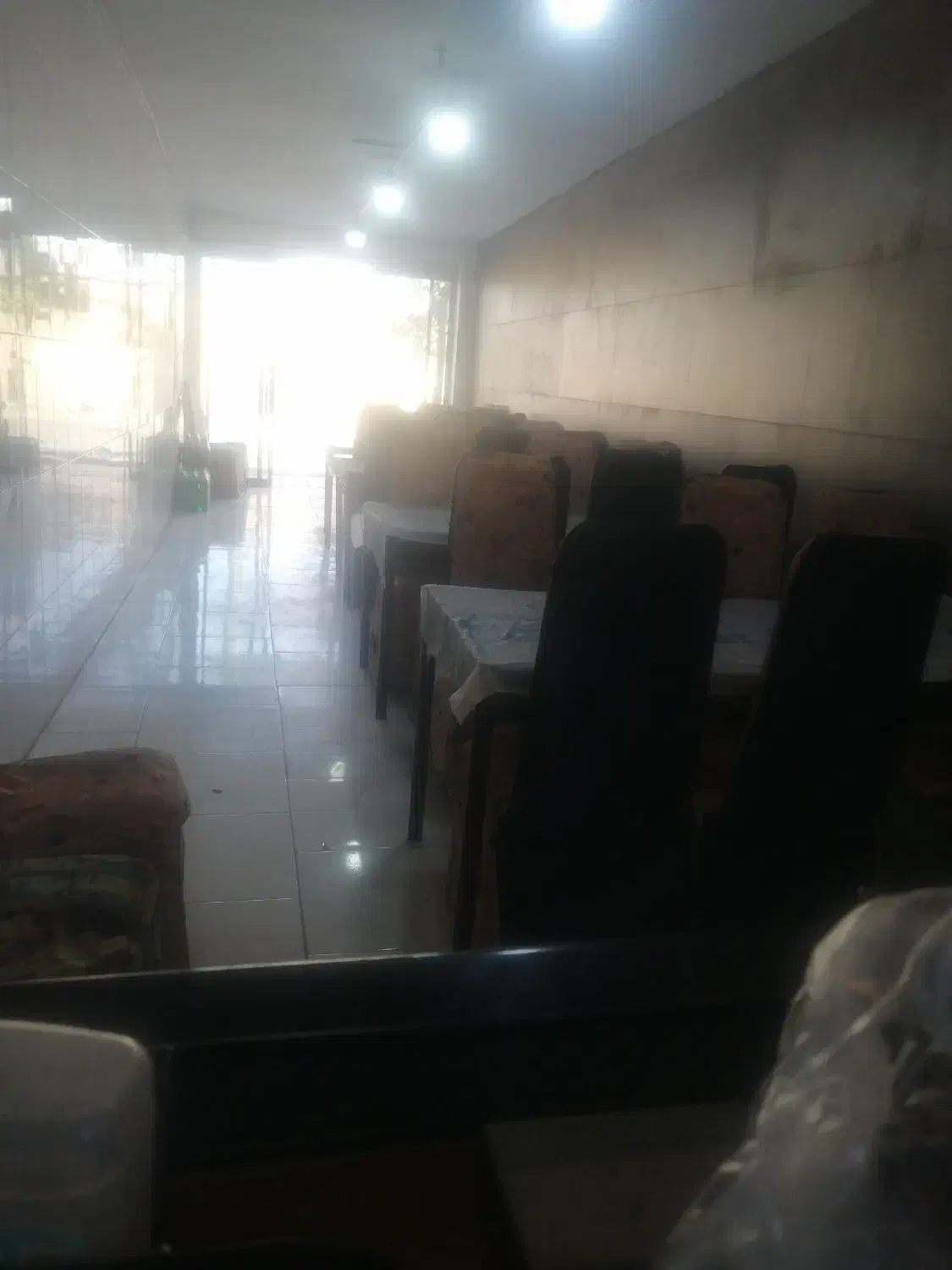 گارگر رستوران و پیک موتوری|استخدام خدمات فروشگاه و رستوران|مشهد, کارمندان دوم|دیوار