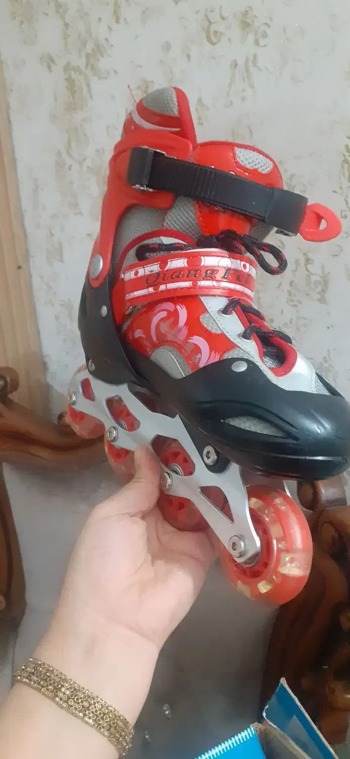 اسکیت رنگ اسپرت|دوچرخه، اسکیت، اسکوتر|برخوار, |دیوار