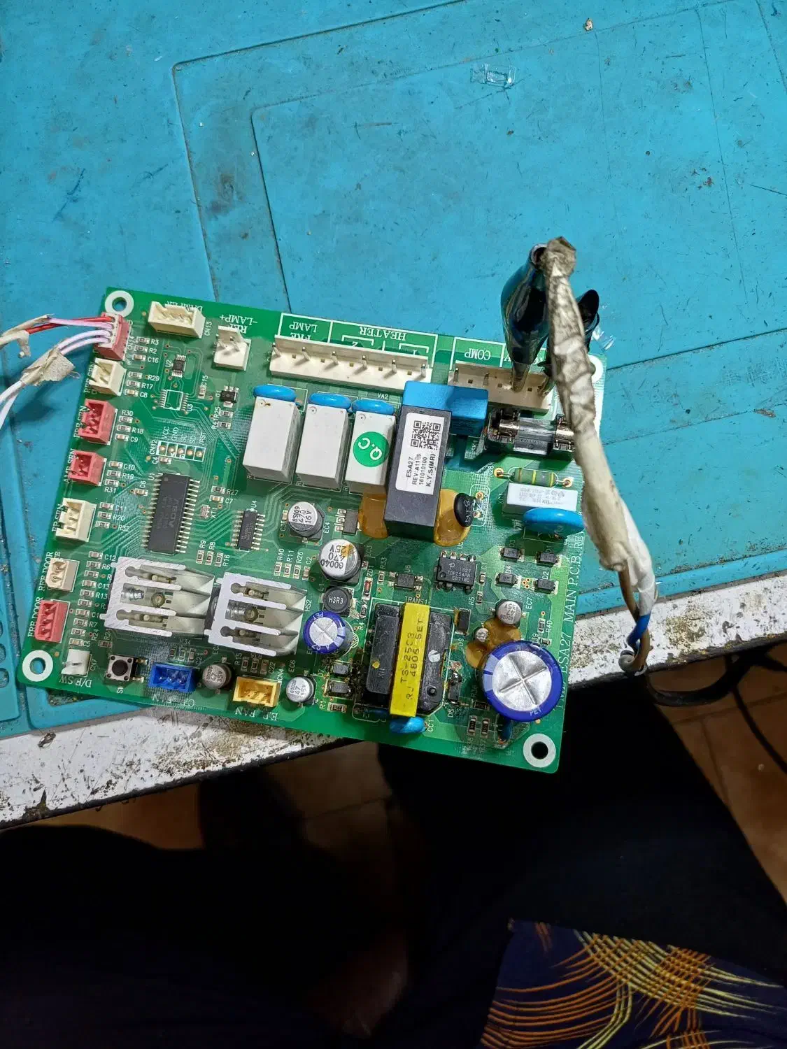 تعمیر ،برد ودستگاهای الکترونیکی|خدمات پیشه و مهارت|رشت, استادسرا|دیوار