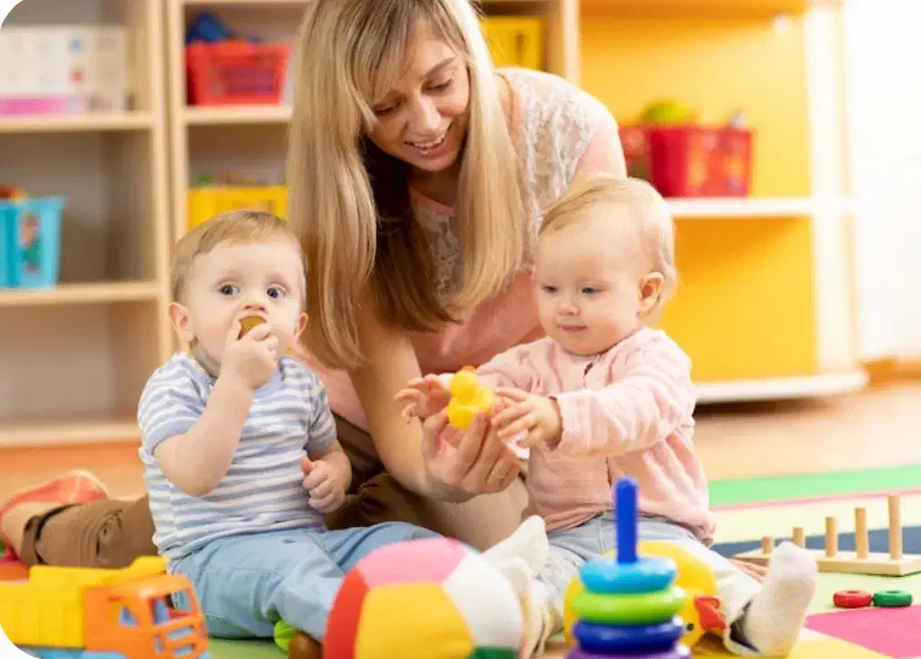 پرستار دو قلو|استخدام درمانی، زیبایی، بهداشتی|فردوس (خراسان), |دیوار