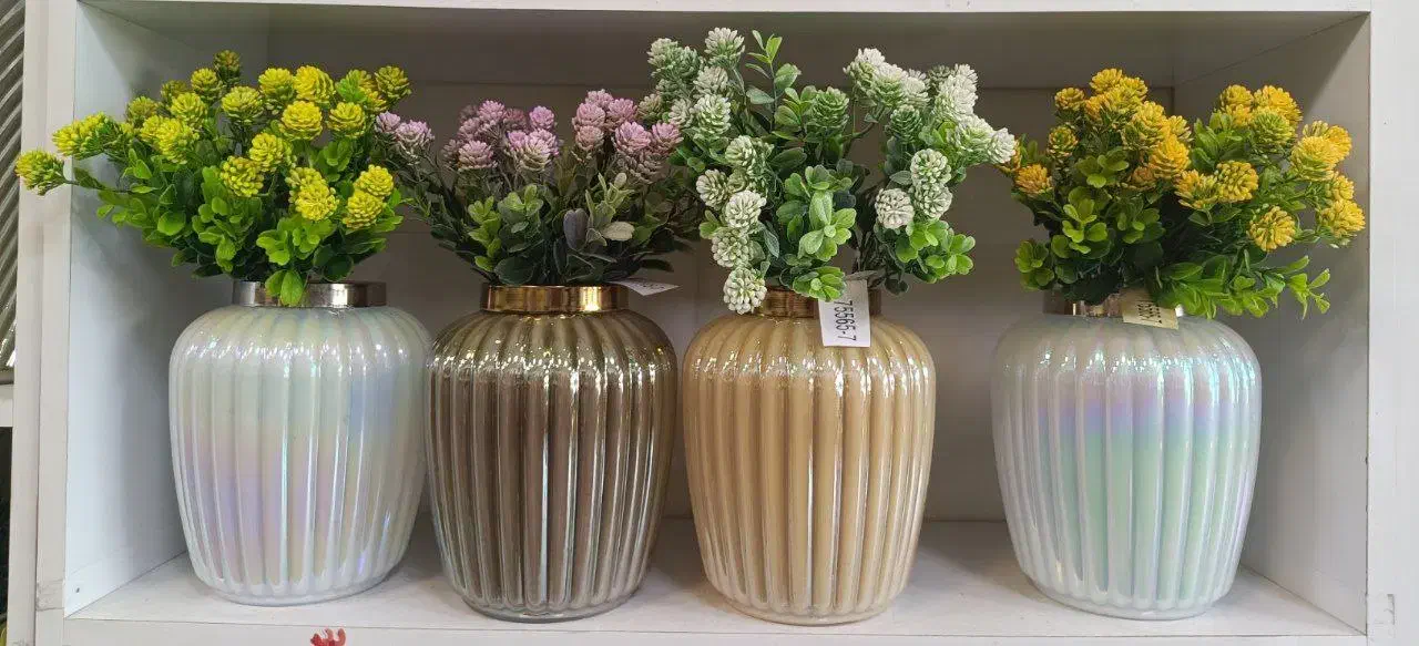 گلدان بلوری تزیینی با گل مصنوعی|گل مصنوعی|سیرجان, |دیوار