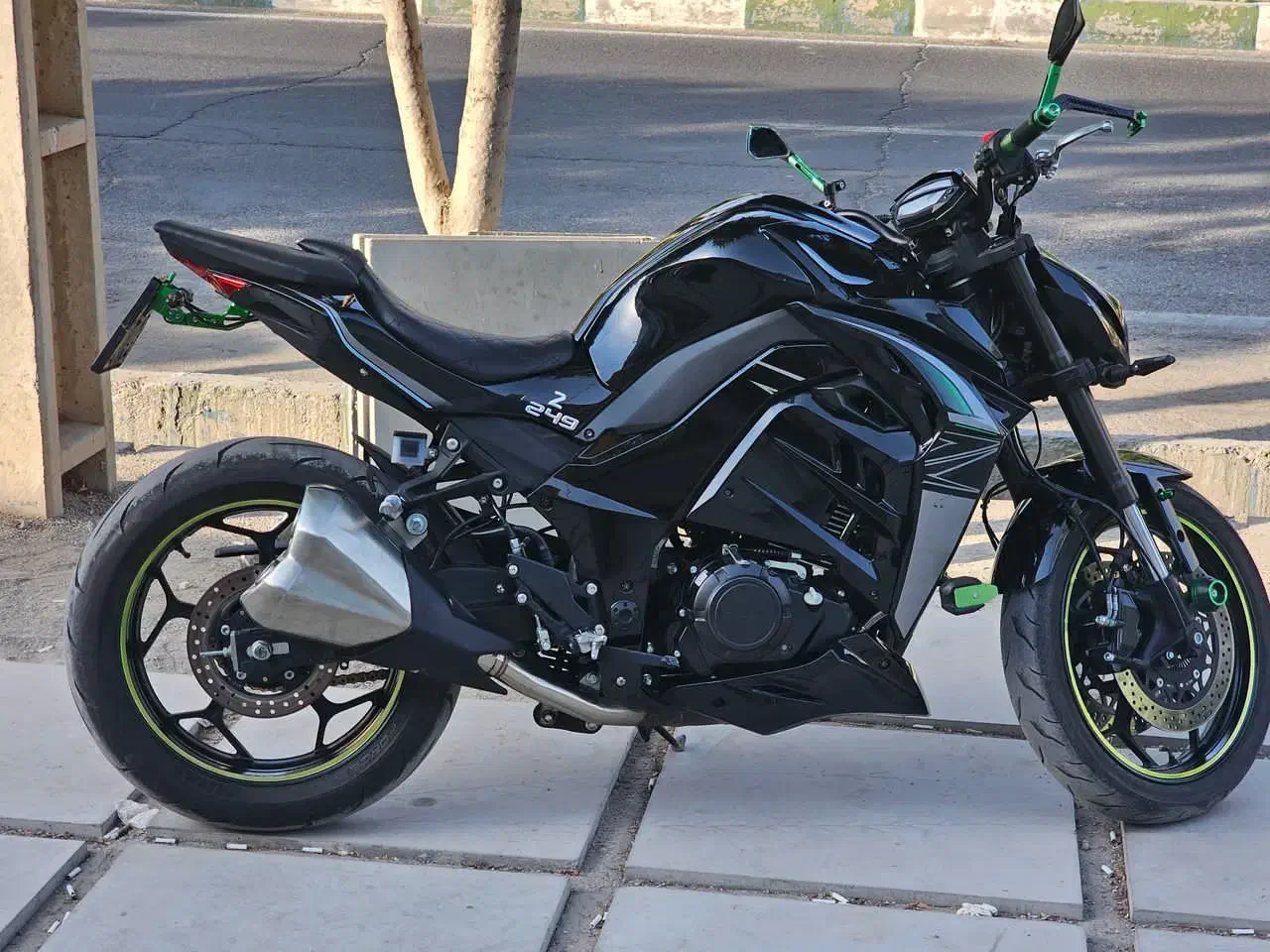 کاوازکی z1000 دوسیلندر 250CC|موتورسیکلت|فردیس, شهرک هفده شهریور|دیوار