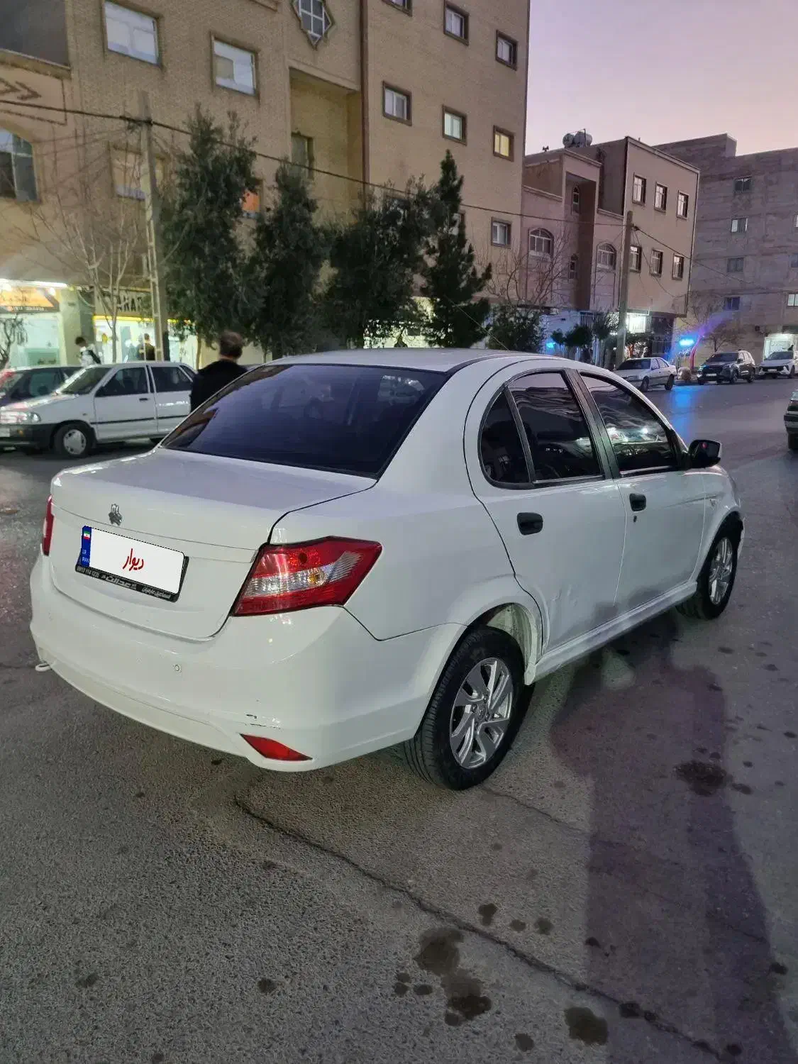 ساینا مدل ۹۷|خودرو سواری و وانت|شاهینشهر, شهرک پردیس|دیوار