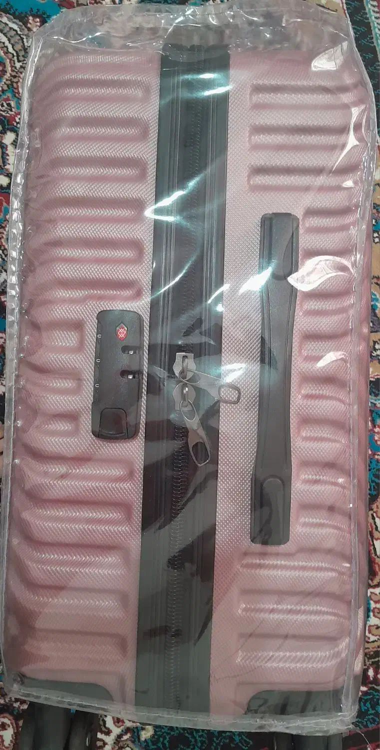 چمدون|کیف، کفش، کمربند|تایباد, |دیوار