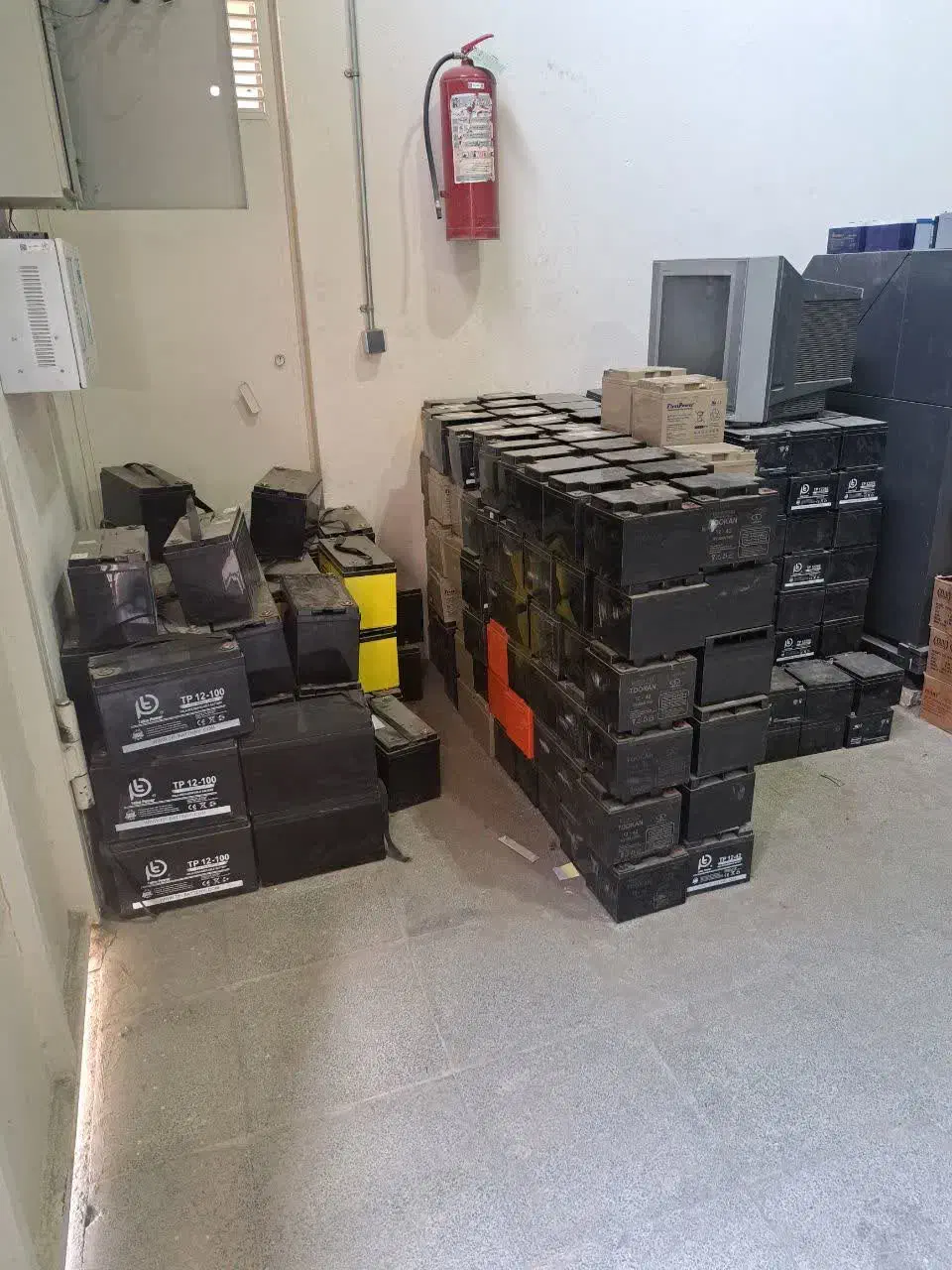 فورش فوقالعاده باطری نو ups صبا و یوفو و خارجی|قطعات و لوازم جانبی رایانه|تهران, خزانه|دیوار