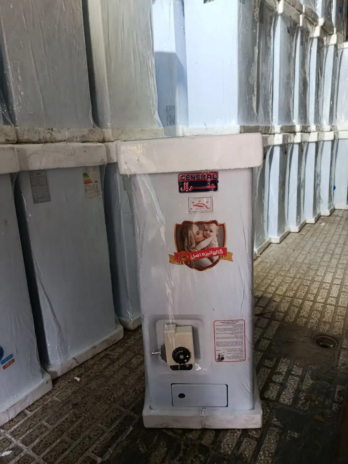 آبگرمکن ۵۰لیتری زودجوش گازی جنرال شرکت استاندارد|آبگرمکن، پکیج، شوفاژ|شیراز, فخرآباد (دروازه کازرون)|دیوار