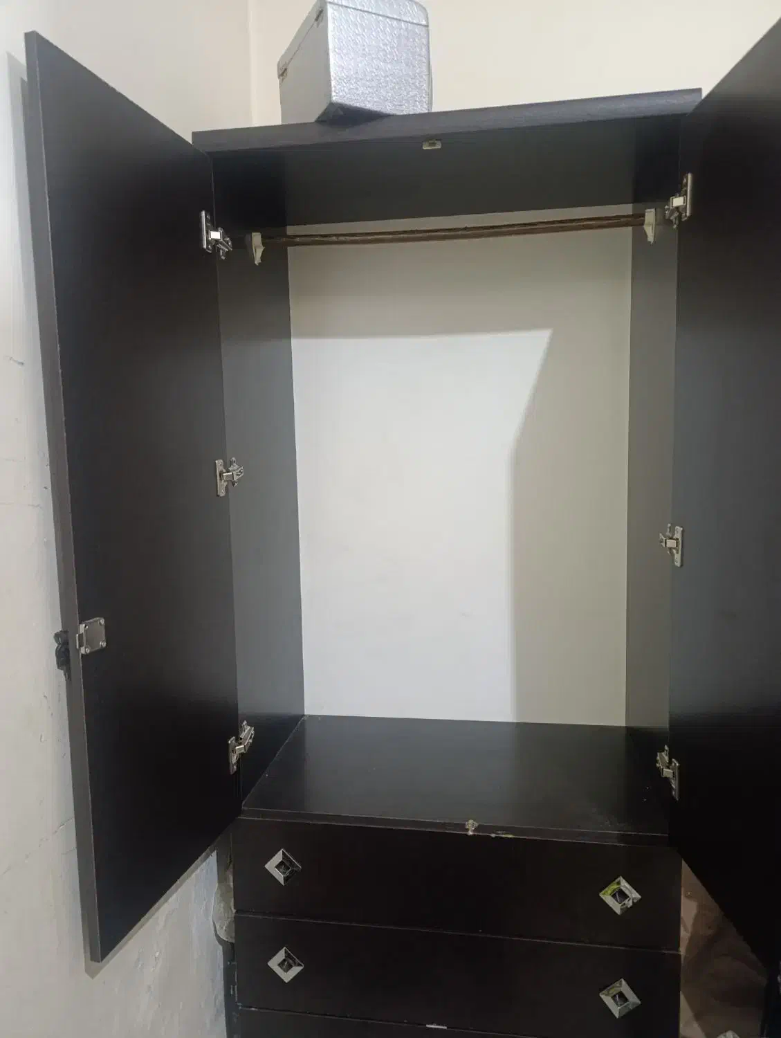 کمد|جاکفشی، کمد، دراور|خرم‌آباد, |دیوار