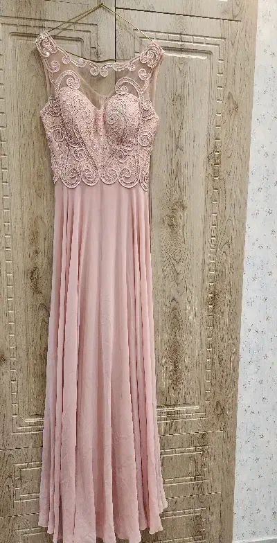 لباس شب|لباس|آران و بیدگل, |دیوار