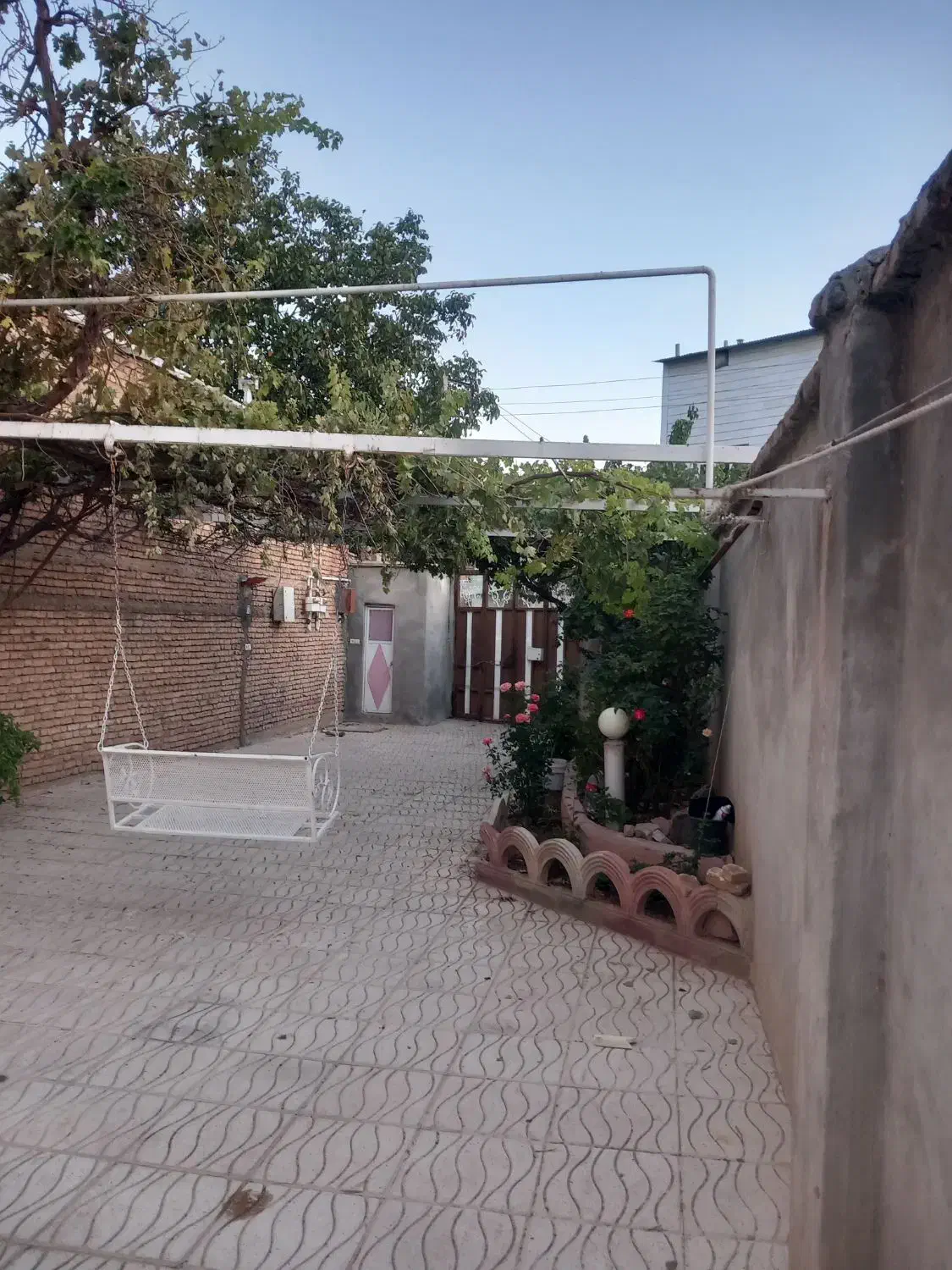 ۱۱۰ متری دو خوابه ، حیاط دار|اجارهٔ خانه و ویلا|لاران, |دیوار