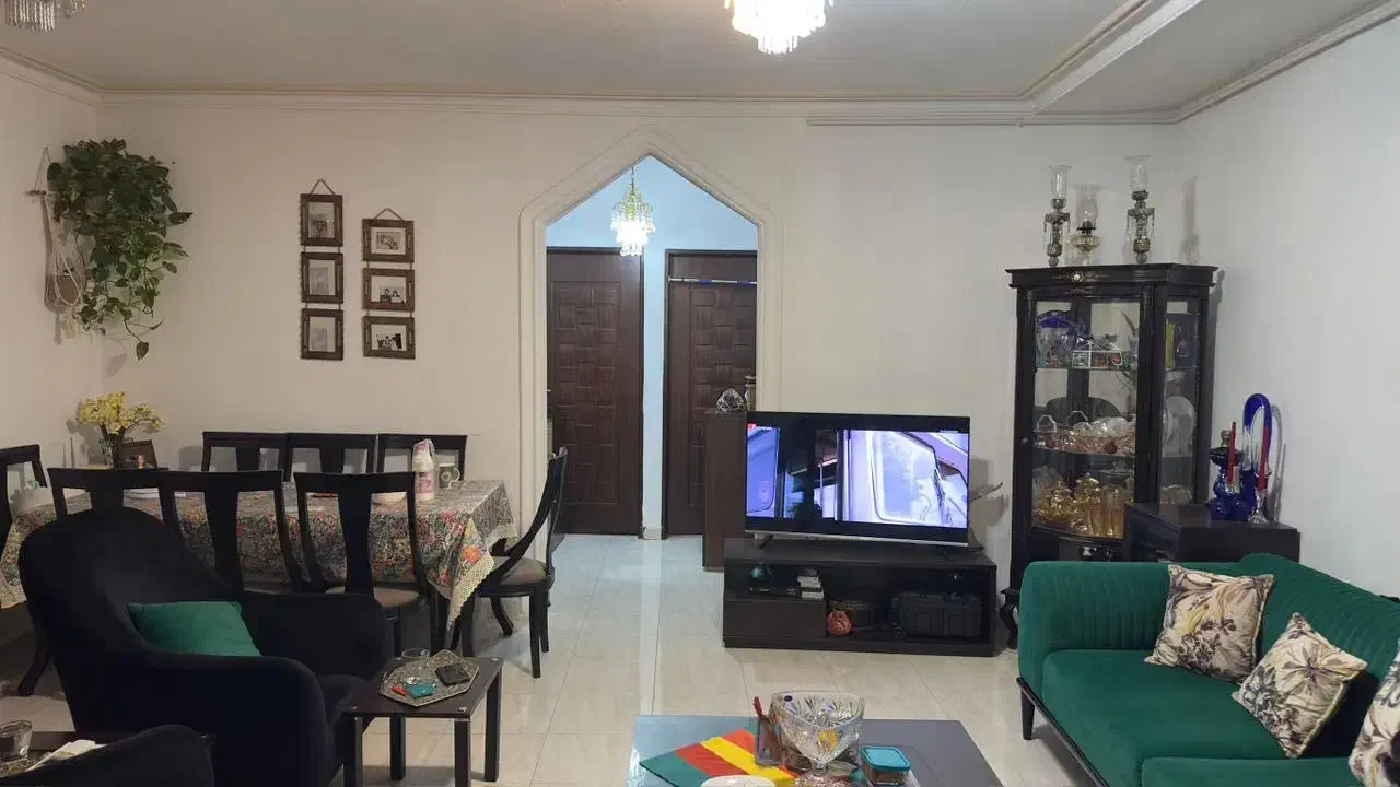 واحد ۷۸ متری خیابان مطهری ابتدای بلوری|اجارهٔ آپارتمان|بندر انزلی, شاکوچه|دیوار