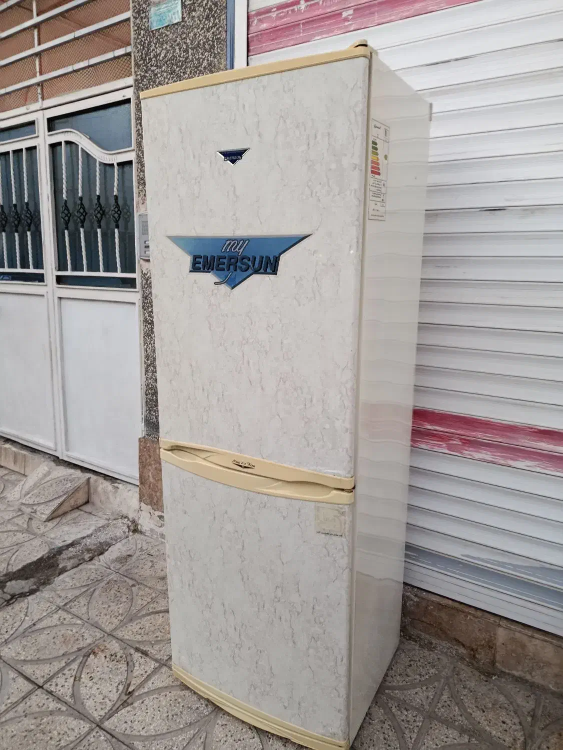 یخچال فریزر امرسان سالم وتمیز موتورپلمپ|یخچال و فریزر|مشکیندشت, |دیوار