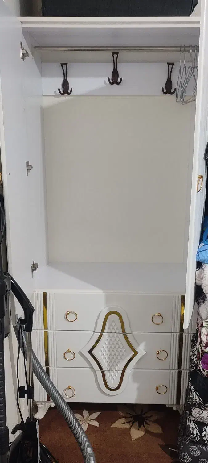 کمد|جاکفشی، کمد، دراور|اقبالیه, |دیوار