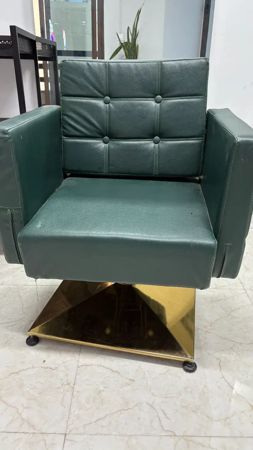 صندلی آرایشگاه|آرایشگاه و سالنهای زیبایی|ساری, |دیوار