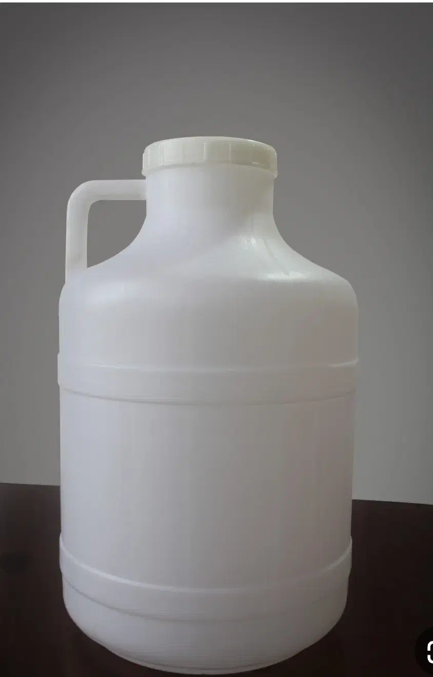 دبه نو نو|ظروف نگهدارنده، پلاستیکی، یک‌بارمصرف|مهاجران, |دیوار