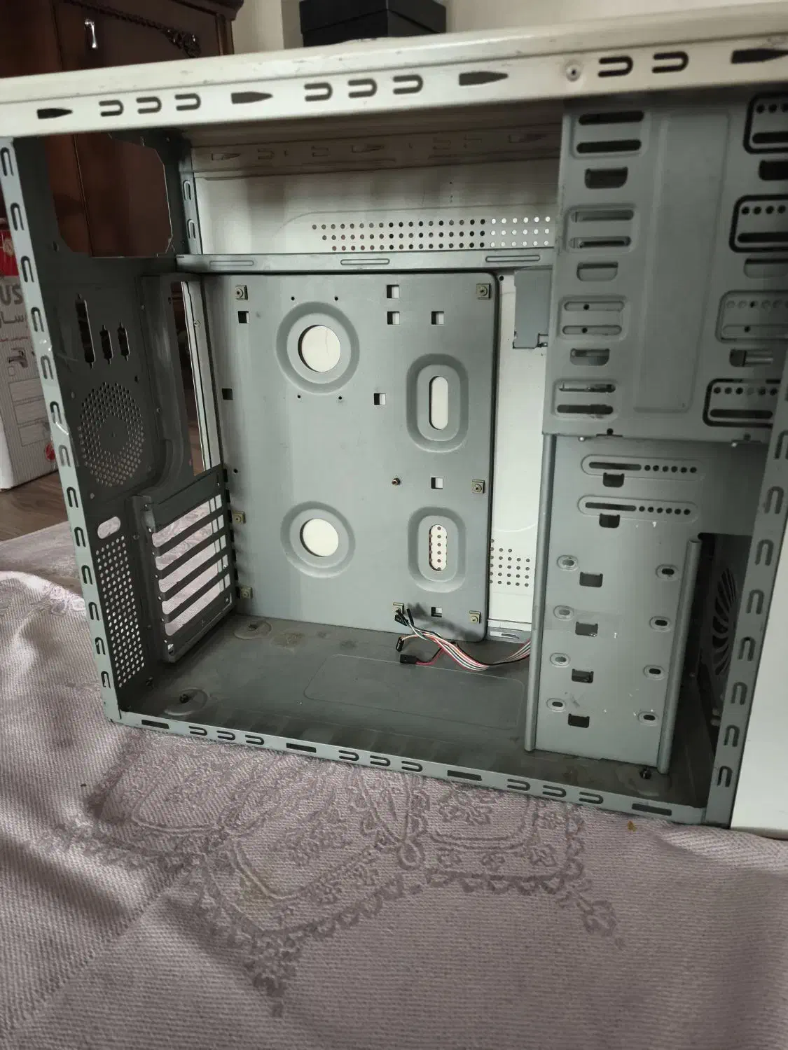 کیس قدیمی|رایانه رومیزی|گنبد کاووس, |دیوار