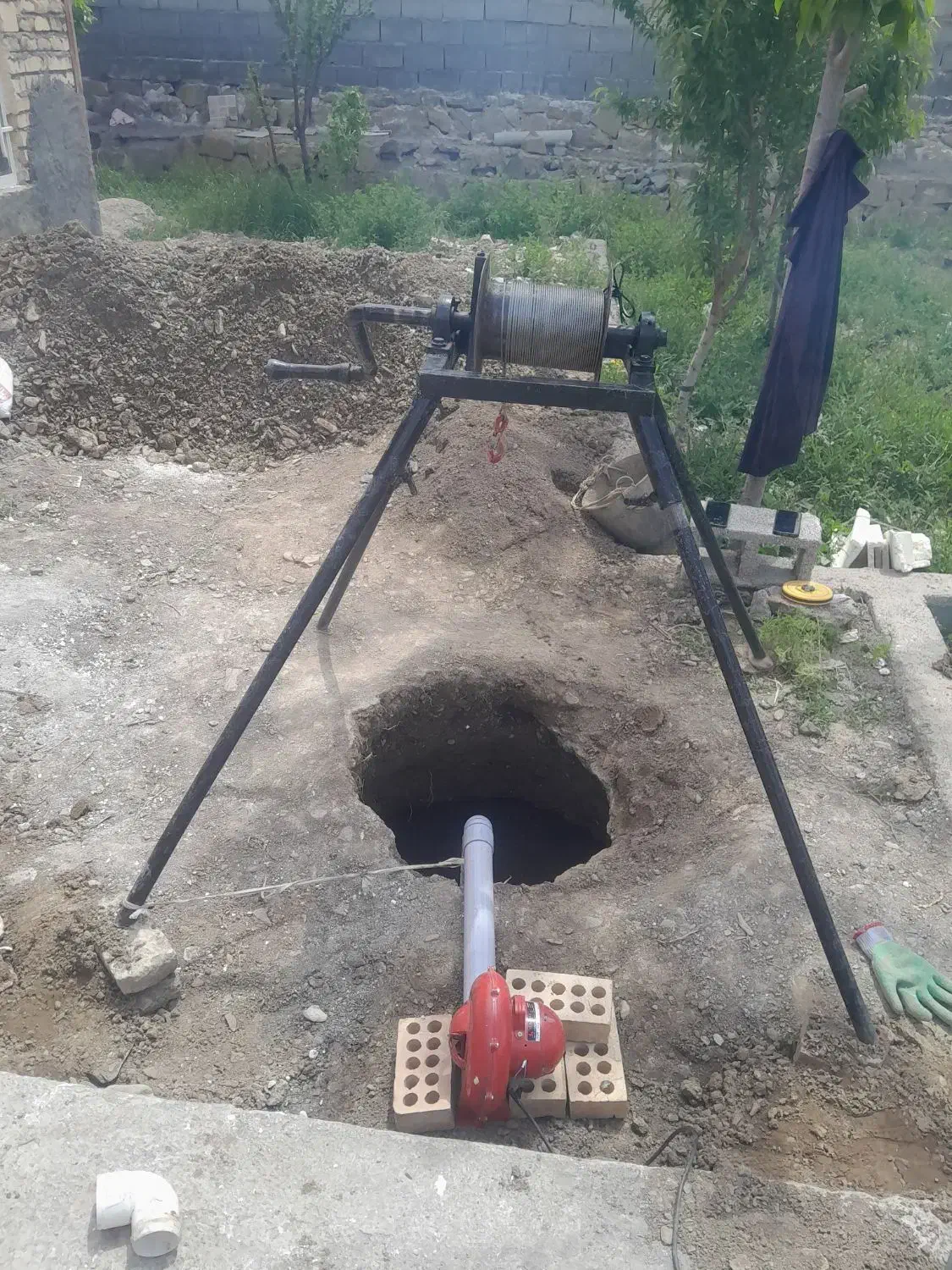 چاه کن ماهر وحرفه ای|خدمات پیشه و مهارت|گلبهار, شهر جدید گلبهار|دیوار