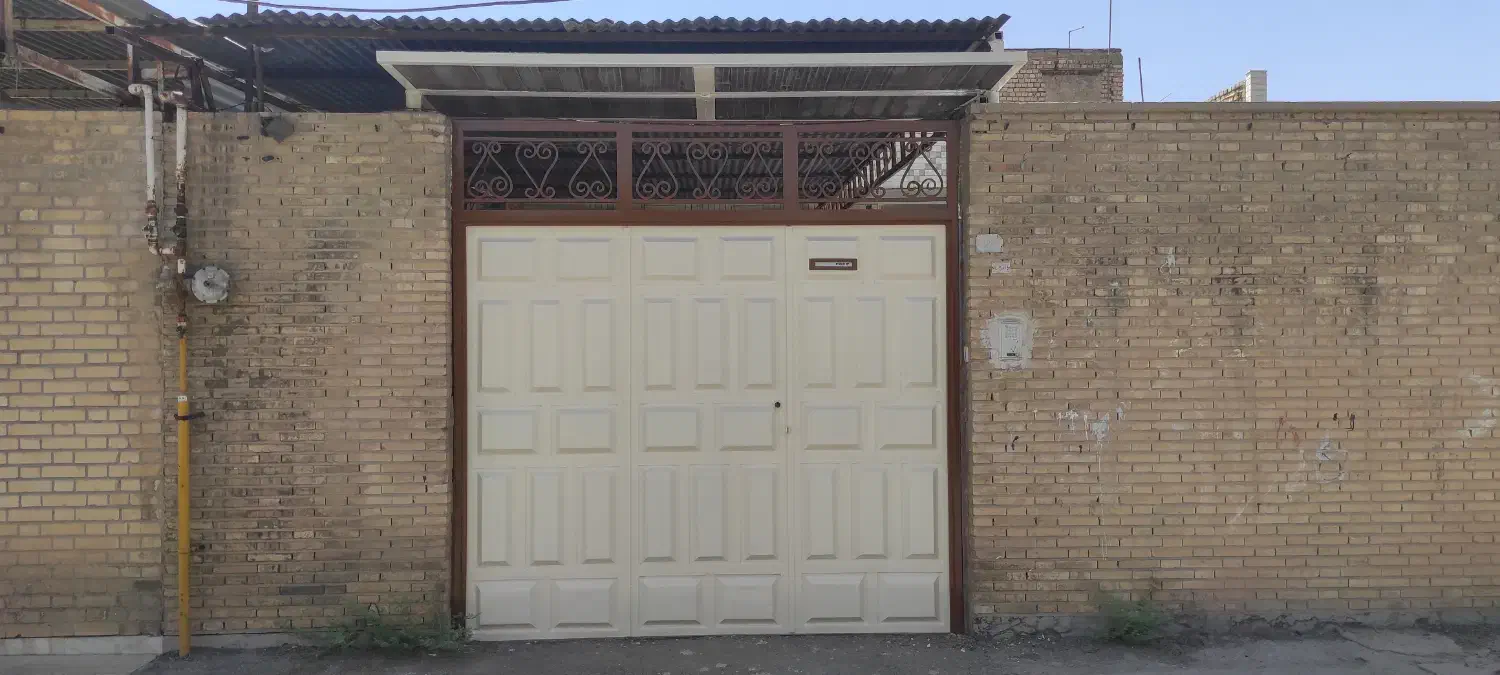 رنگ آمیزی درب و پنجره|خدمات پیشه و مهارت|بهبهان, |دیوار