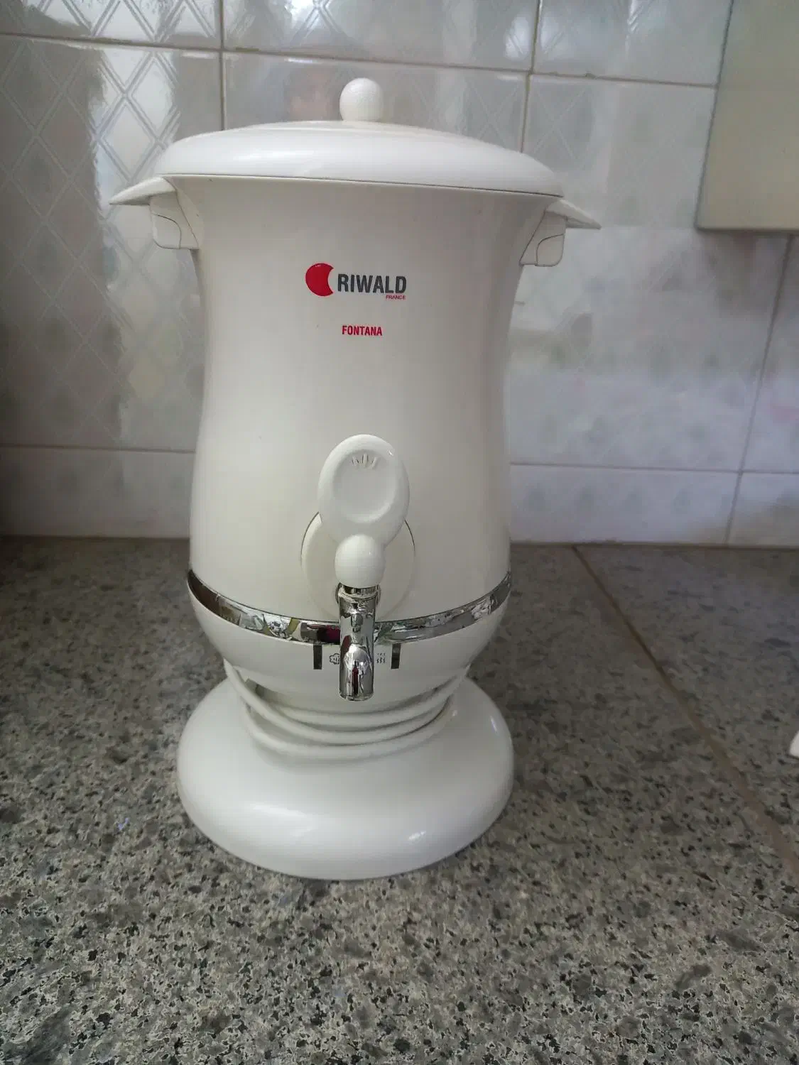 سماور مارک ریوالد فرانسه برقی|سماور، چای‌ساز، قهوه‌ساز|قم, بکایی|دیوار