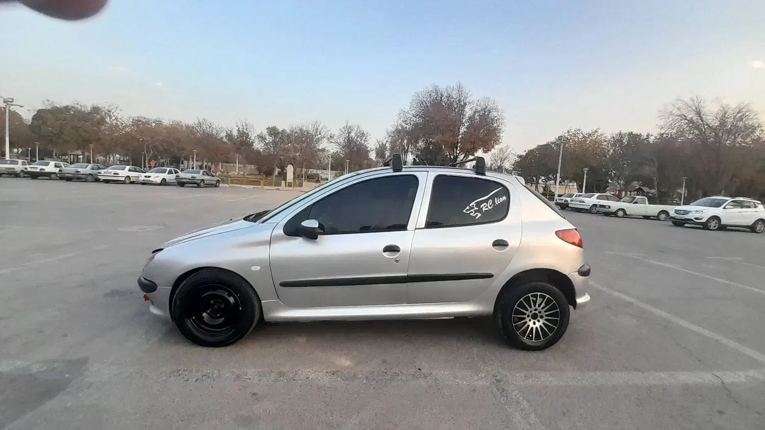 ۲۰۶ مدل ۸۲ لوازمی|خودرو سواری و وانت|شاهینشهر, گزبرخوار|دیوار