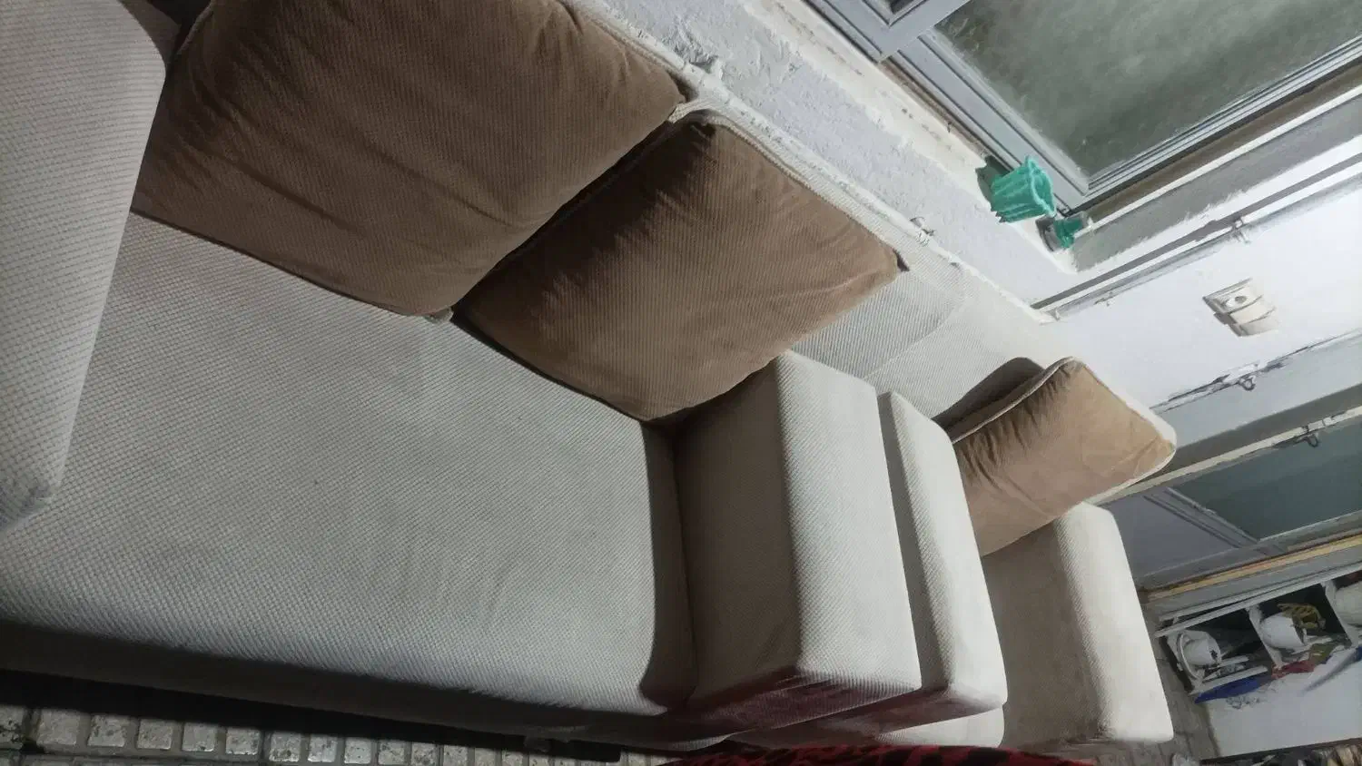 مبل ۷ نفره|مبلمان خانگی و میز عسلی|رشت, بیجارپس|دیوار