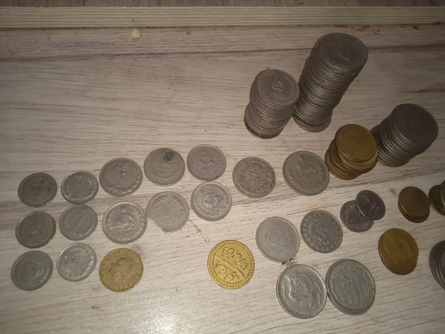 سکه قدیمی شاهی واسلامی|کلکسیون سکه، تمبر، اسکناس|کاشمر, |دیوار