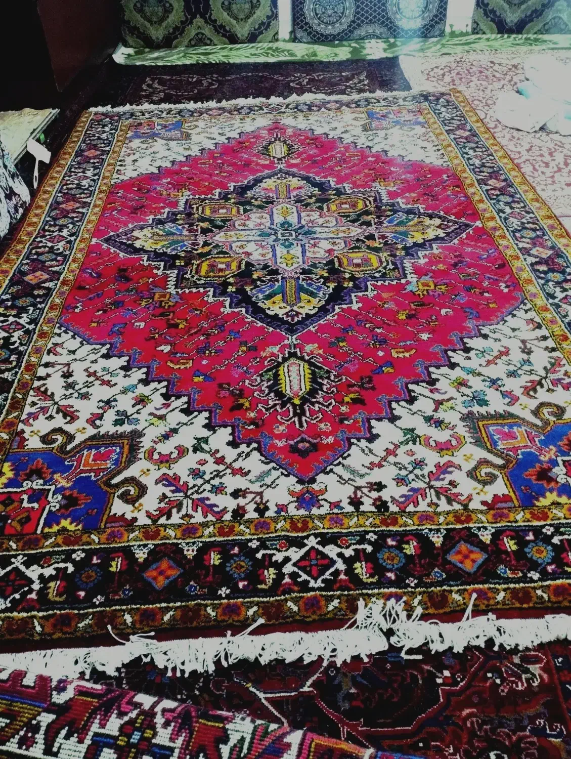 فرشدستبافت مهربان نقشه9متربافندهو|فرش|تبریز, |دیوار