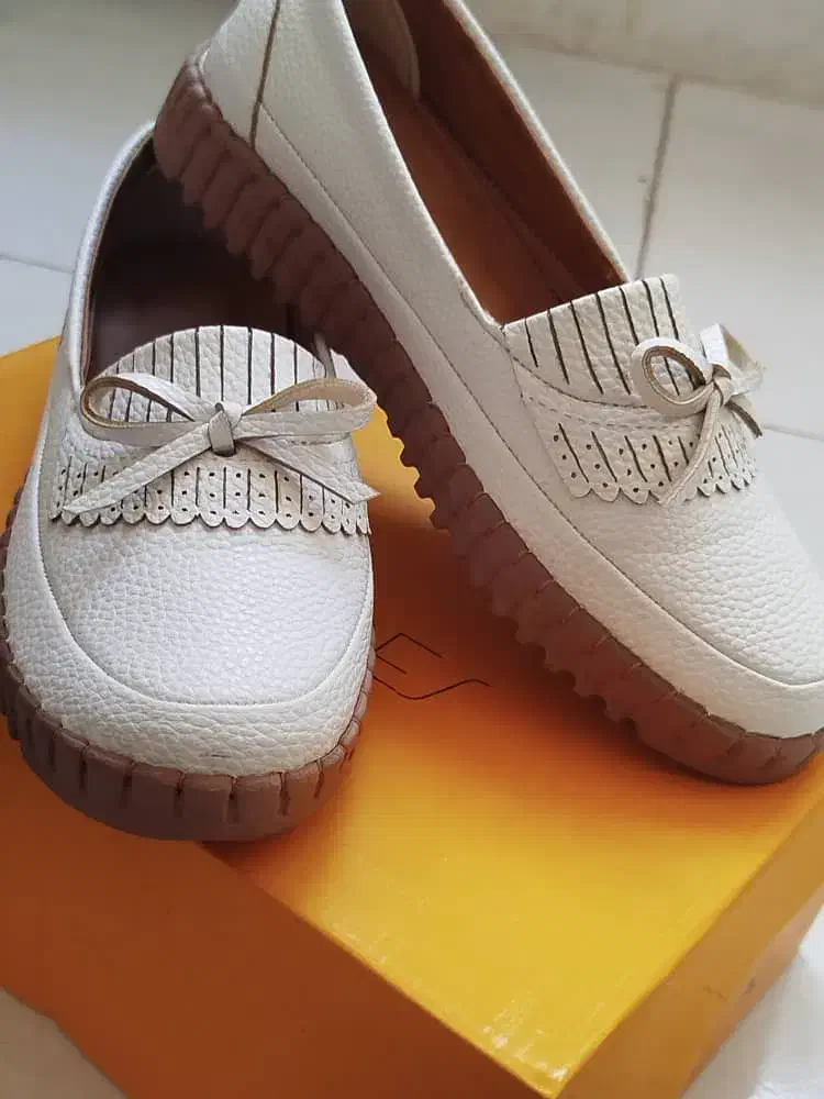 کفش طبی عروسکی|کیف، کفش، کمربند|شیراز, شهرک سراج‎|دیوار