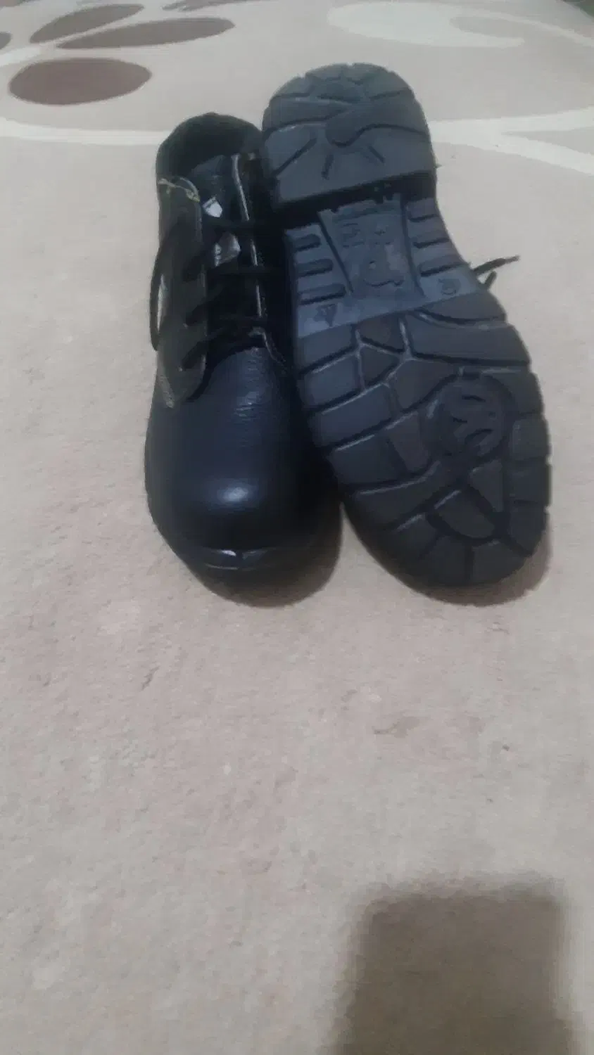 کفش ایمنی نگهبان ساقدار|کیف، کفش، کمربند|فولادشهر, C3|دیوار