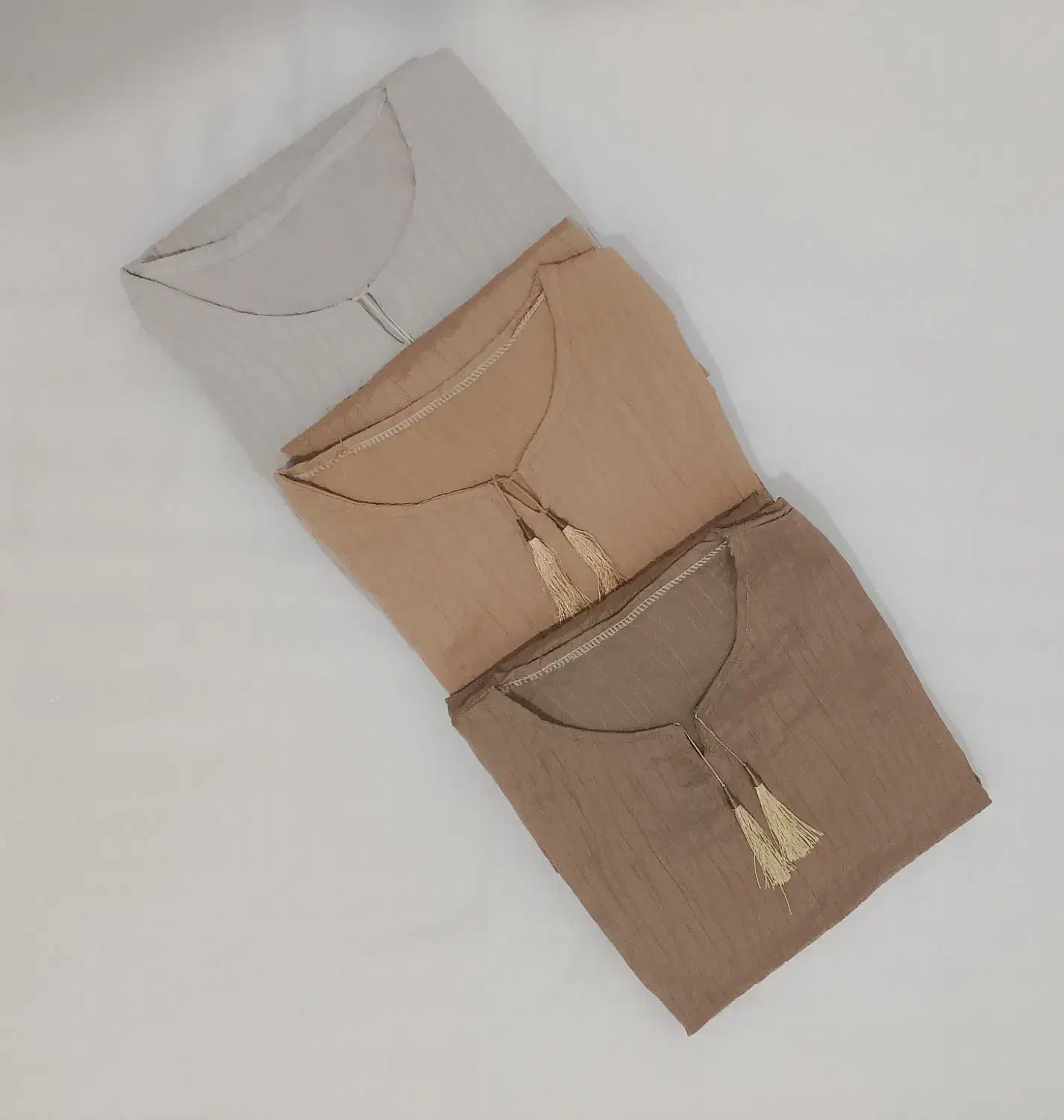 تونیک پلیسه|لباس|گلبهار, شهر جدید گلبهار|دیوار