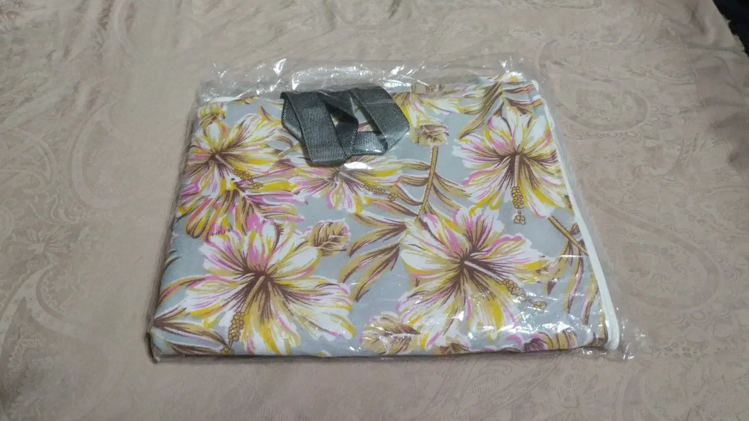 کیسه نان سه لایه|سفره، حوله، دستمال آشپزخانه|تهران, دستغیب|دیوار