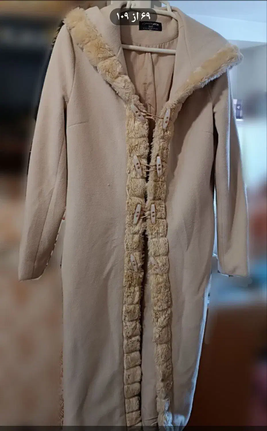 تعدادی لباس زنانه|لباس|رباطکریم, مسکن مهر آبشناسان|دیوار