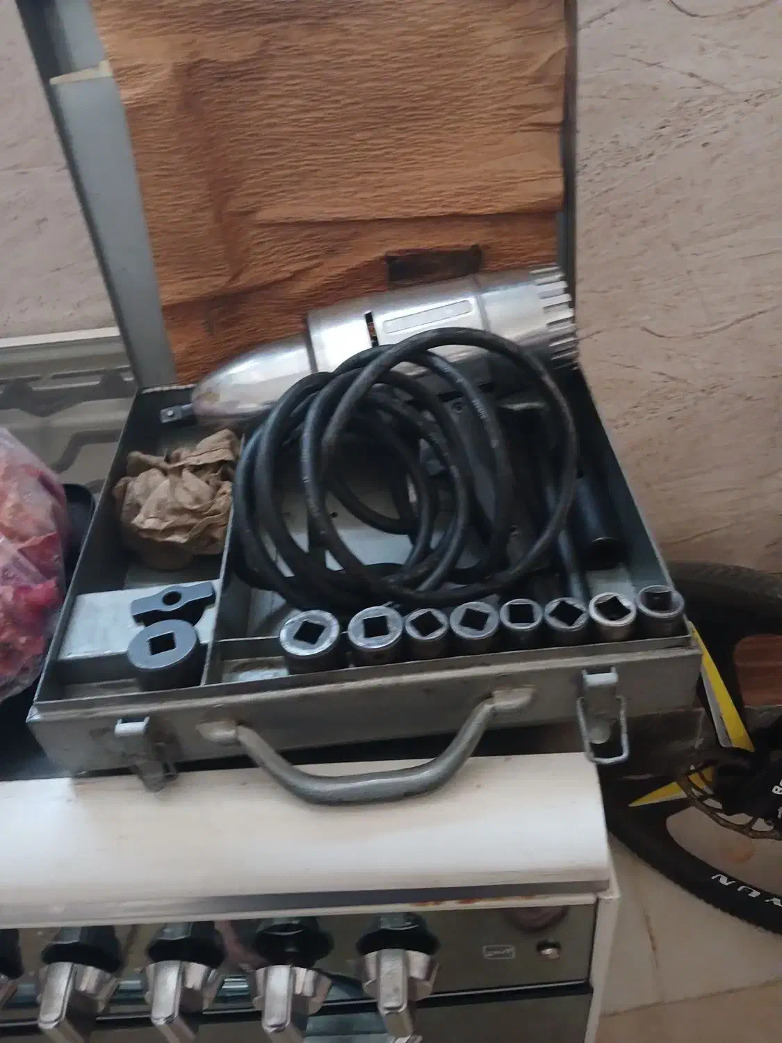 اچار|ابزارآلات|اقبالیه, |دیوار