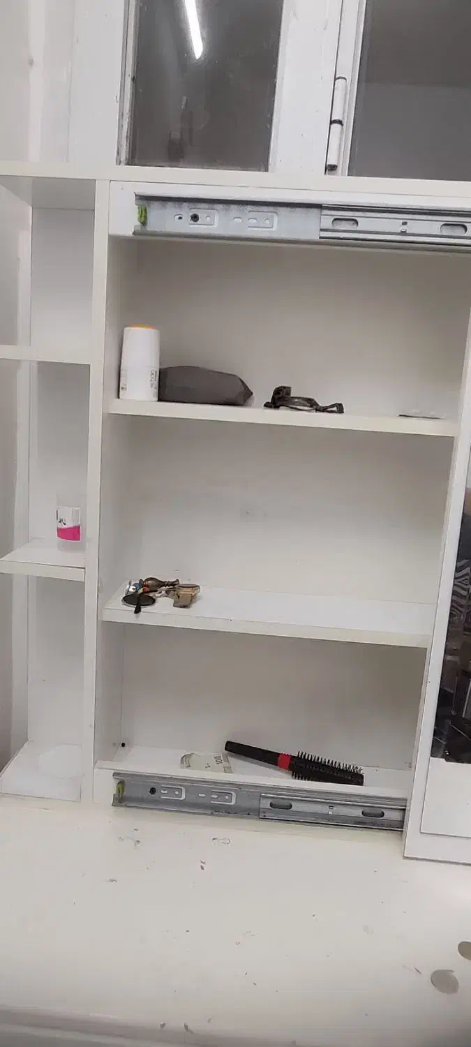 اینه رومیزی|آینه|قم, باغ شازده|دیوار