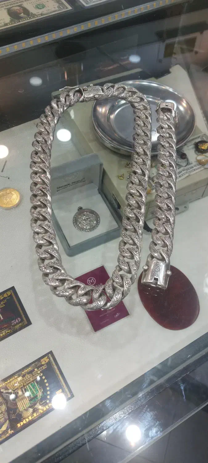 گردنبند و دستبند|جواهرات|شیراز, سینما سعدی|دیوار