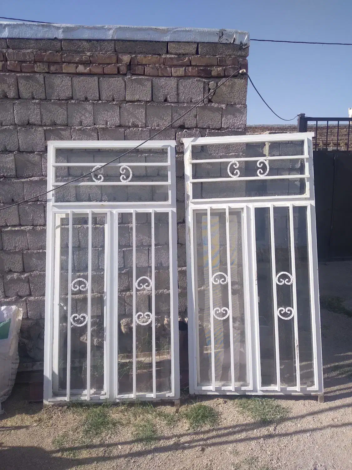 دو تا پنجره طول ۲متر عرض ۱متر|مصالح و تجهیزات ساختمان|ماکو, |دیوار