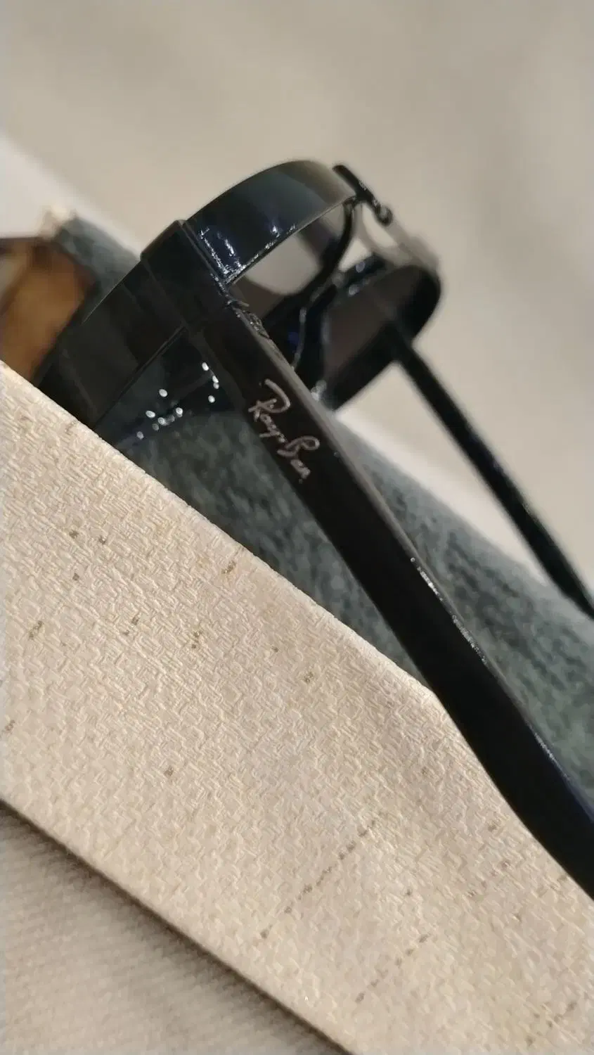 عینک آفتابی ray ban|زیورآلات و اکسسوری|مشهد, شهرک امام هادی (شهرک غرب)|دیوار