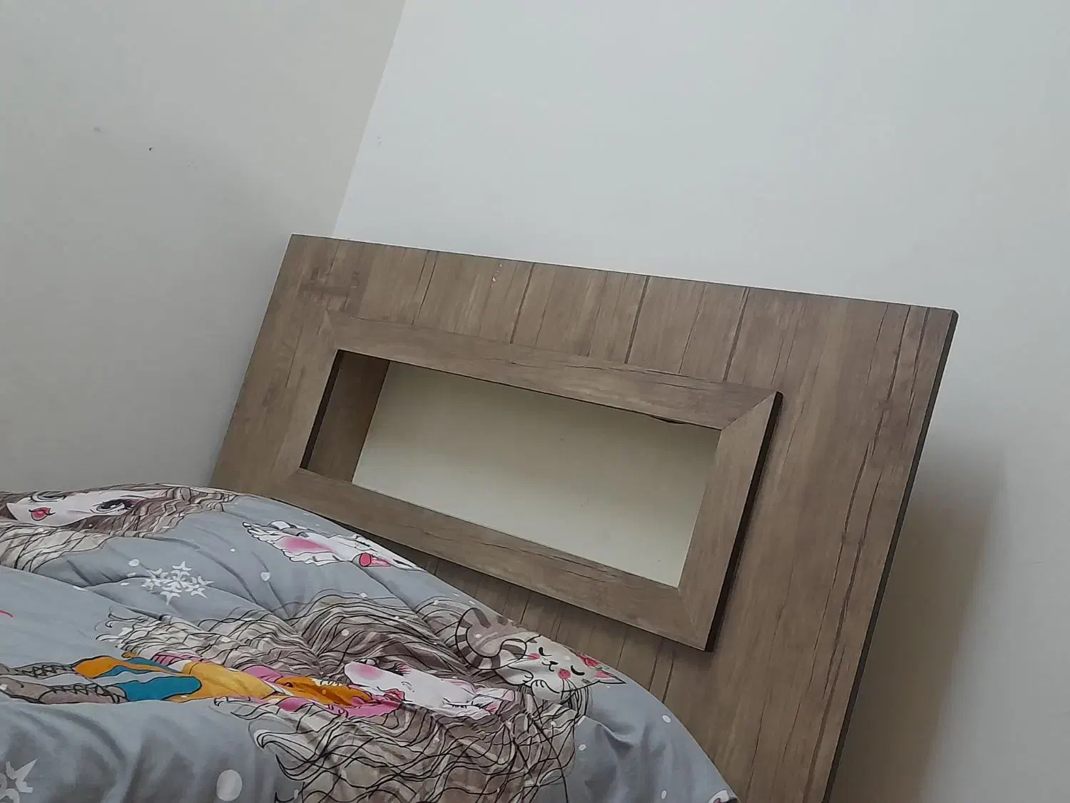 تخت تازه|تخت و سرویس خواب|طاهرگوراب, |دیوار