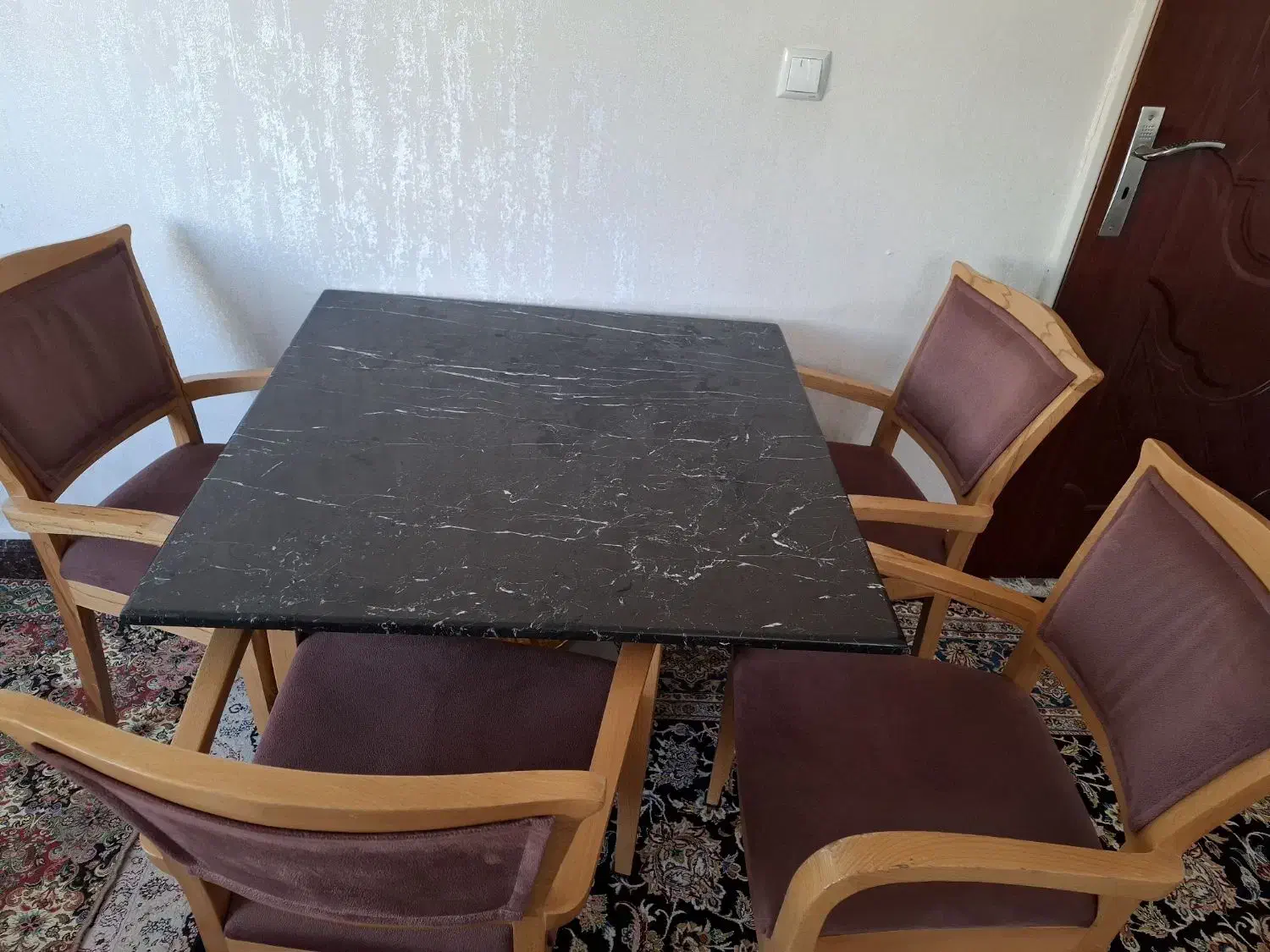 غذا خوری چها ر نفره|میز و صندلی غذاخوری|نسیم‌شهر, |دیوار