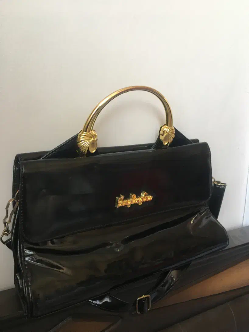 کیف ورنی نوعه نو|کیف، کفش، کمربند|تبریز, |دیوار