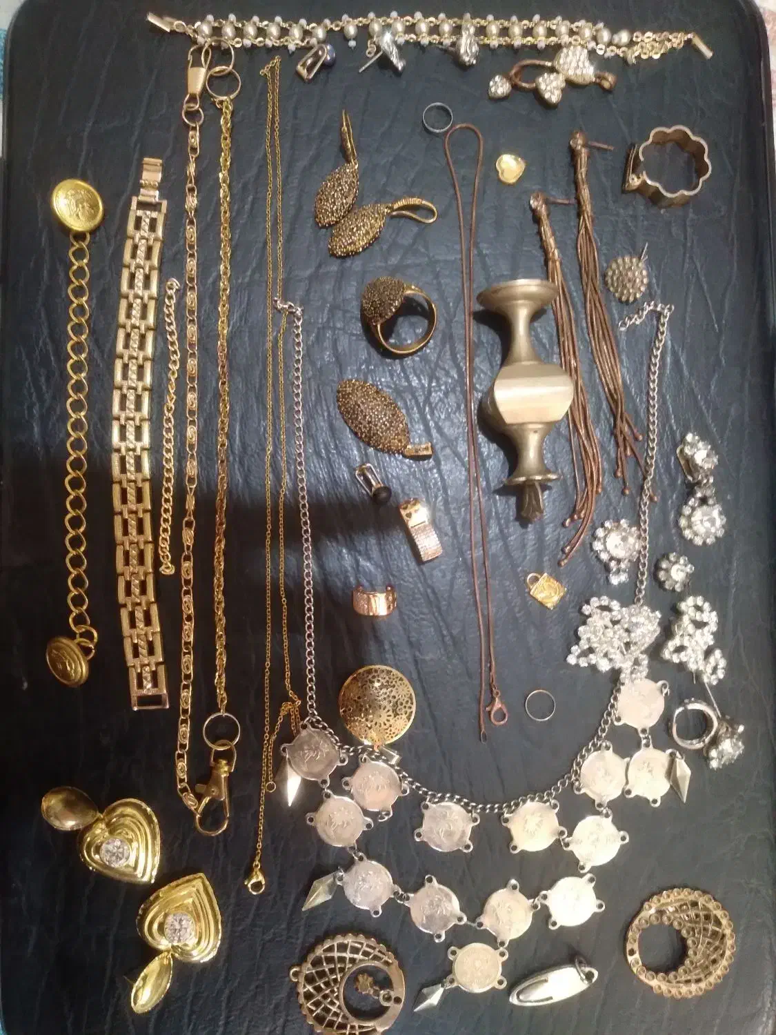 بدلیجات قدیمی سالم وشکسته|بدلیجات|اصفهان, دستگرده|دیوار