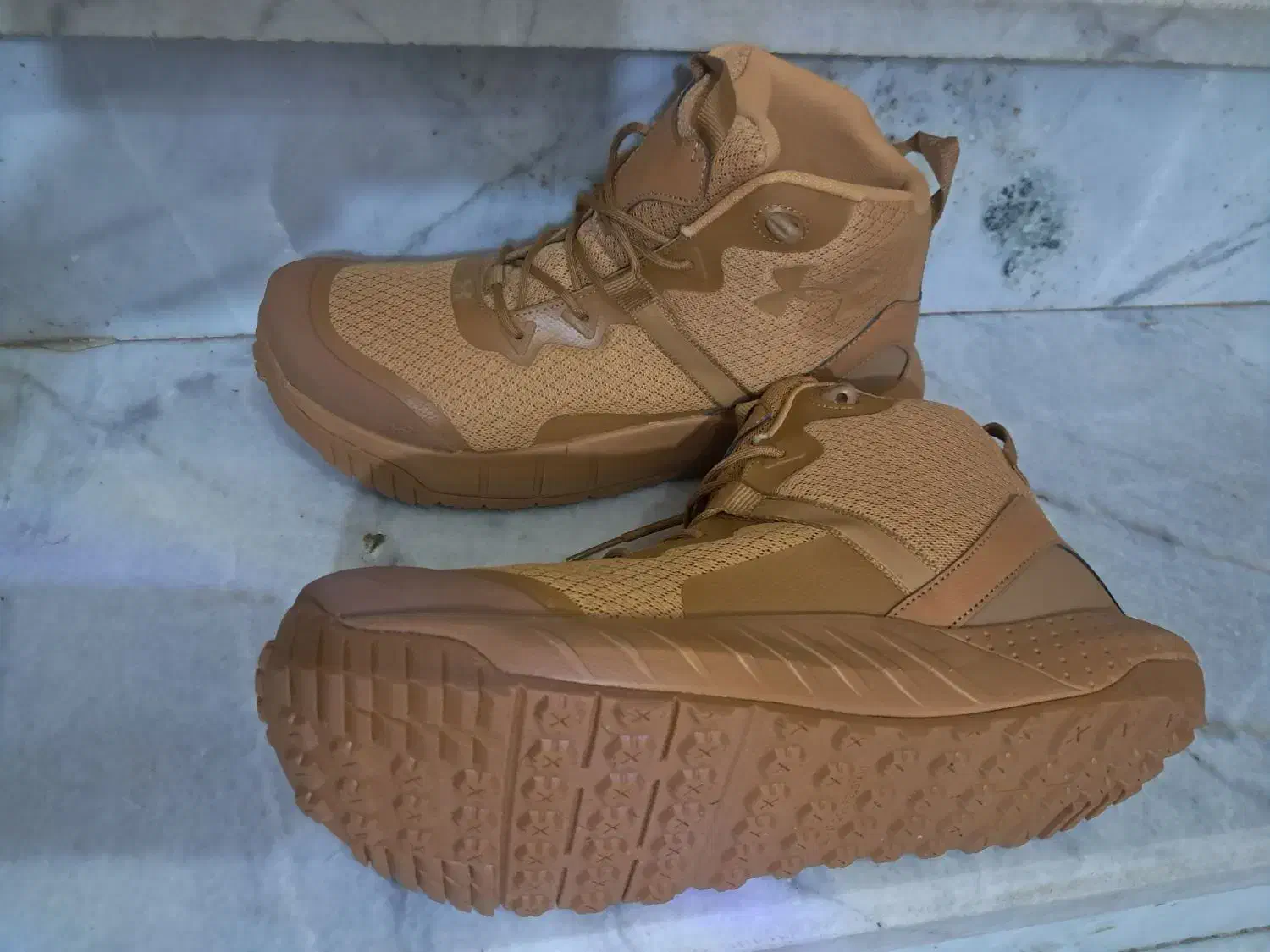 بوت کوهنوردی و پیاده روی|کیف، کفش، کمربند|زاهدان, |دیوار