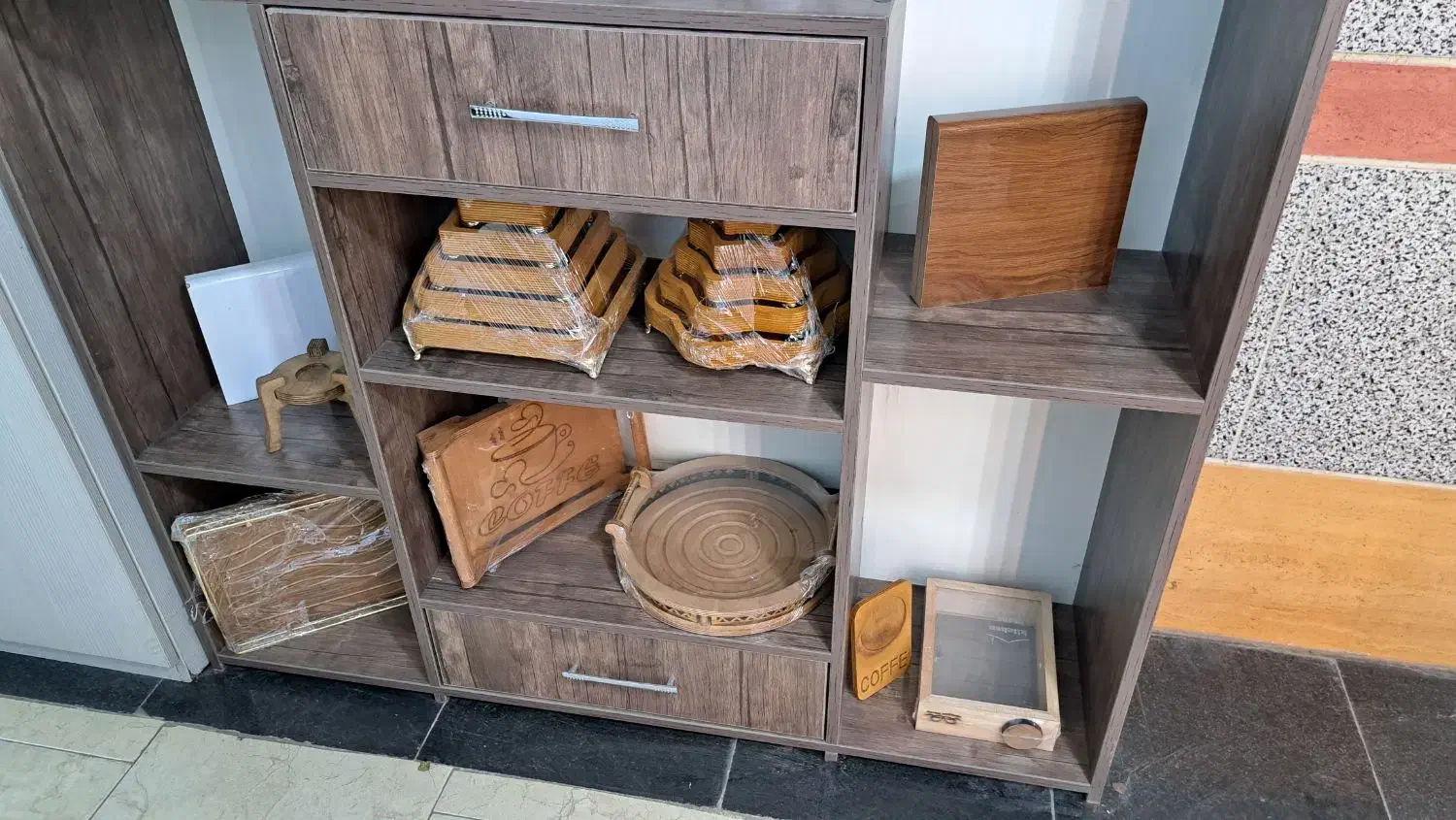 گلهای تزیینی خمیری|گل مصنوعی|نسیمشهر, |دیوار