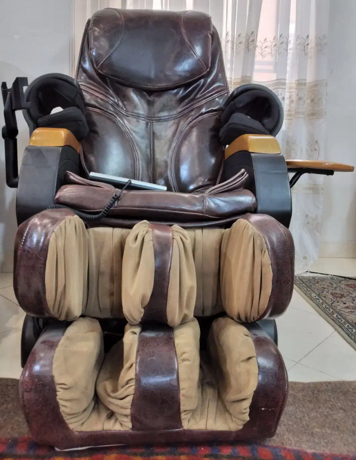 صندلی ماساژ ، مبل ماساژور ، مبل ماساژ|تجهیزات ورزشی|کرج, کارخانه قند|دیوار