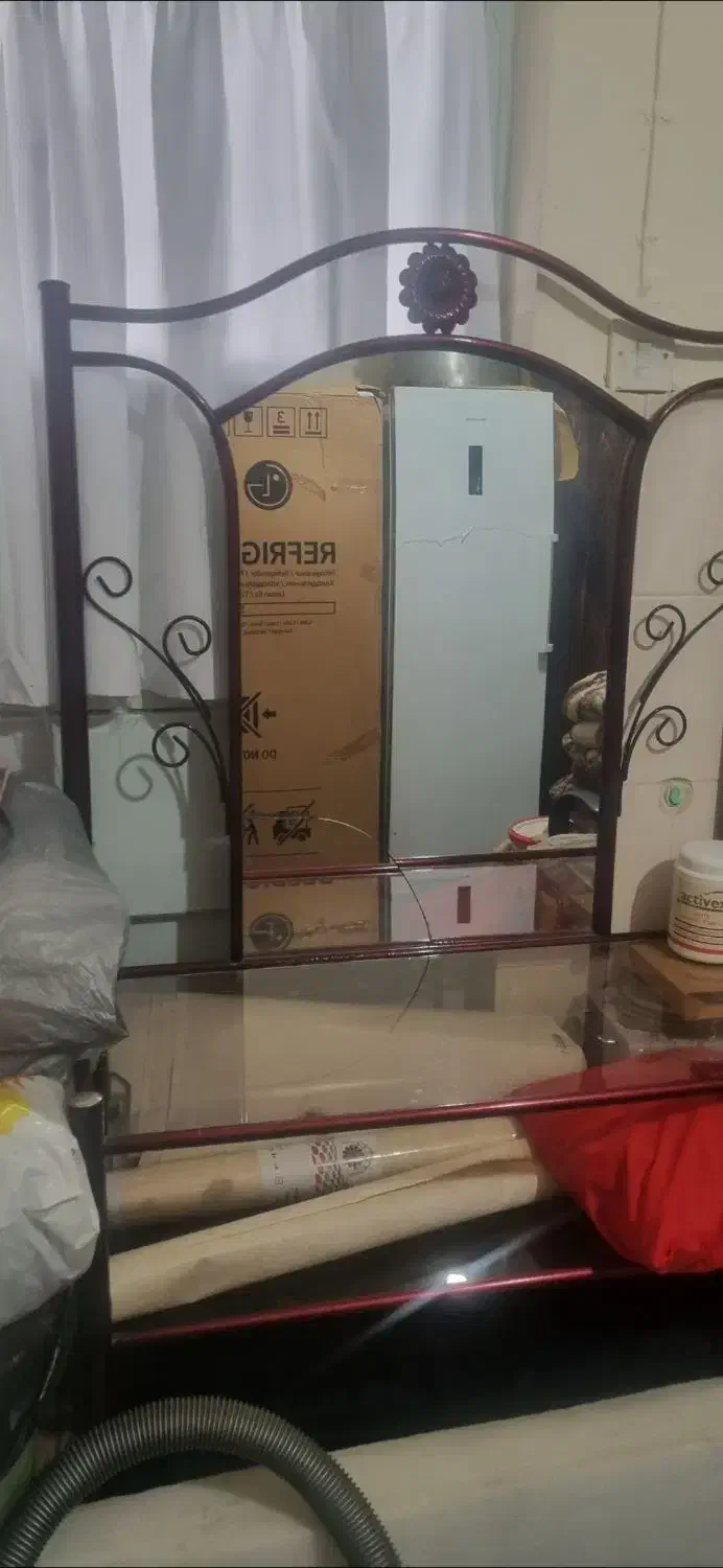 میز آرایش و سشوار کلاهی|تخت و سرویس خواب|آبادان, |دیوار