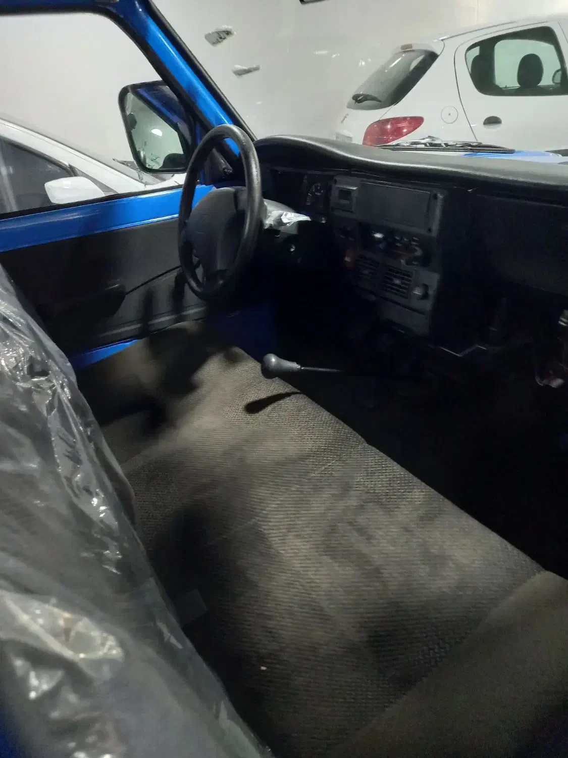 نیسان تک|خودرو سواری و وانت|خمینیشهر, |دیوار