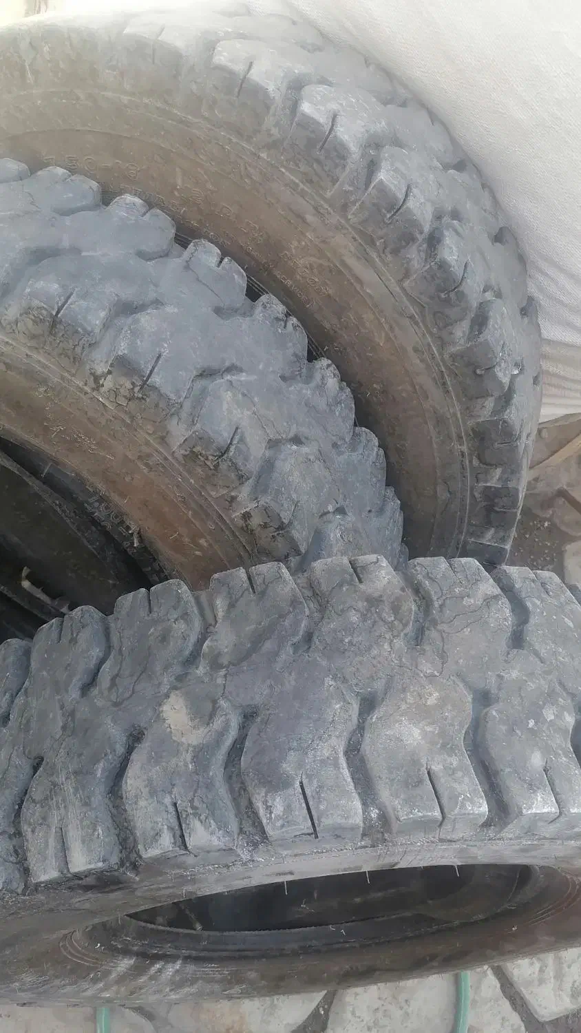 لاستیک لیفتراک 750.16|قطعات یدکی و لوازم جانبی|خسروشاه, |دیوار