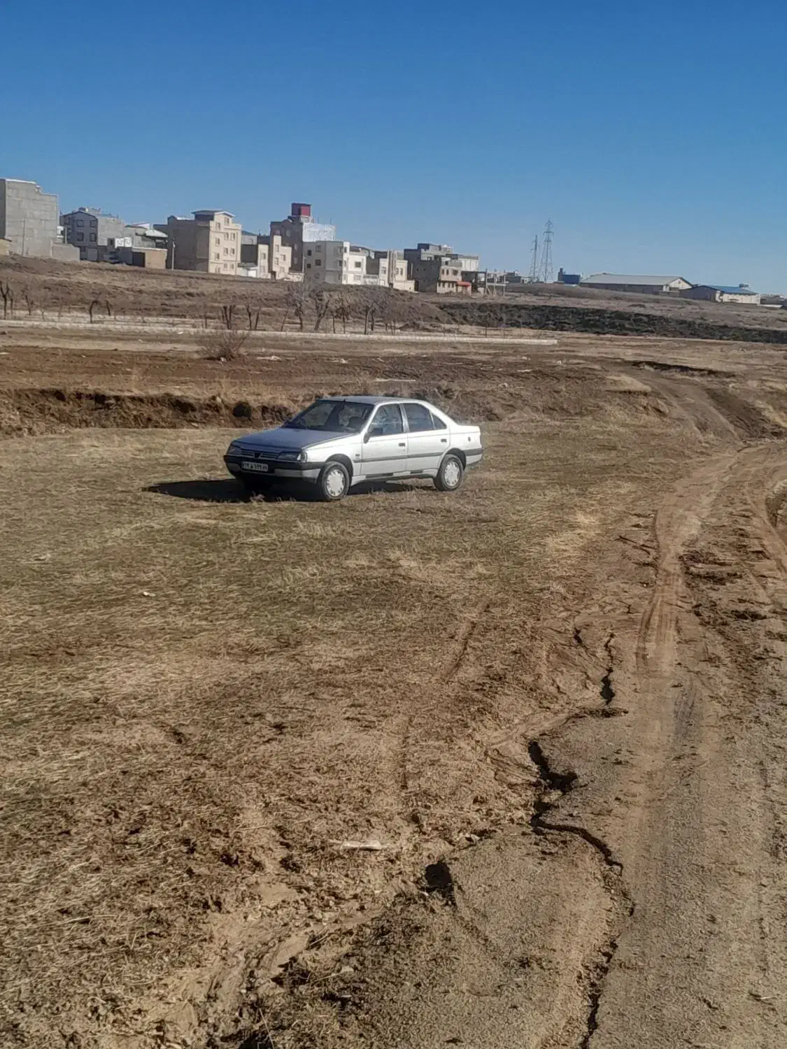 پژو ۴۰۵ مدل ۸۸|خودرو سواری و وانت|رزن, |دیوار