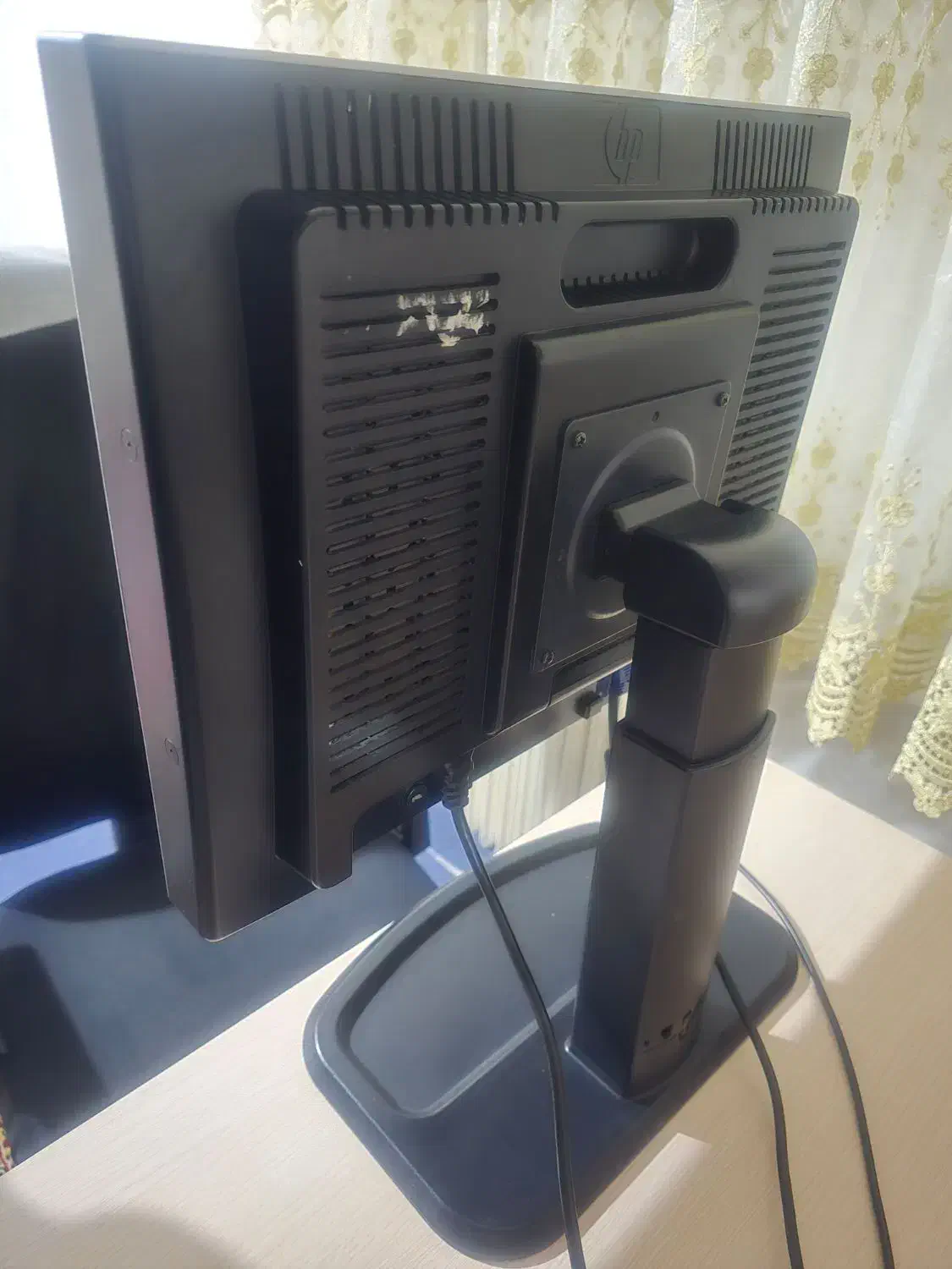 مانیتور اچ پی|قطعات و لوازم جانبی رایانه|مهاباد (آذربایجان غربی), |دیوار