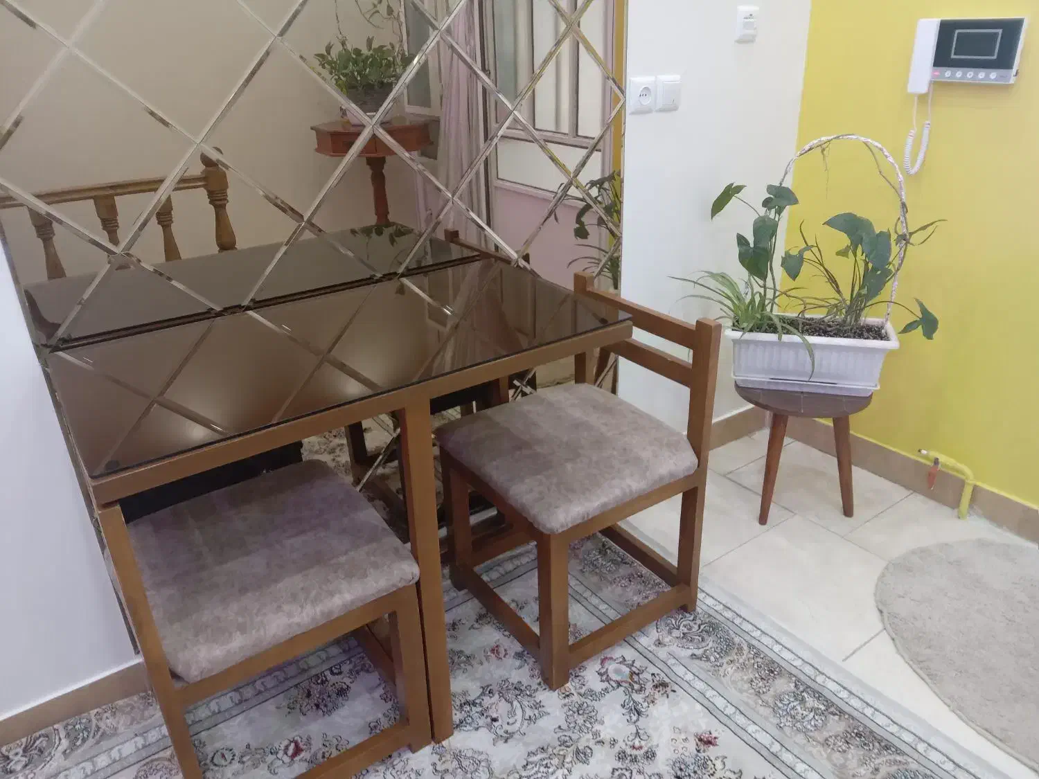 میز دو نفره کمجا|میز و صندلی غذاخوری|قرچک, محمد آباد|دیوار